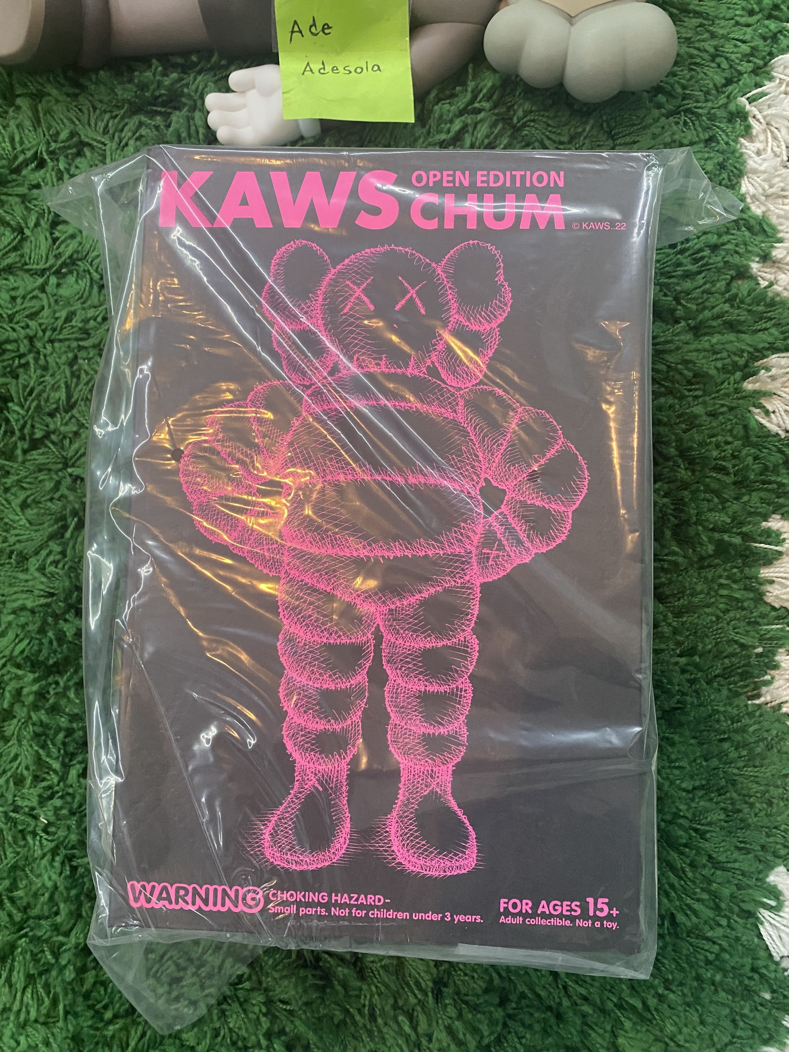 Kaws Chum - Pink Size ONE SIZE - 1 Thumbnail