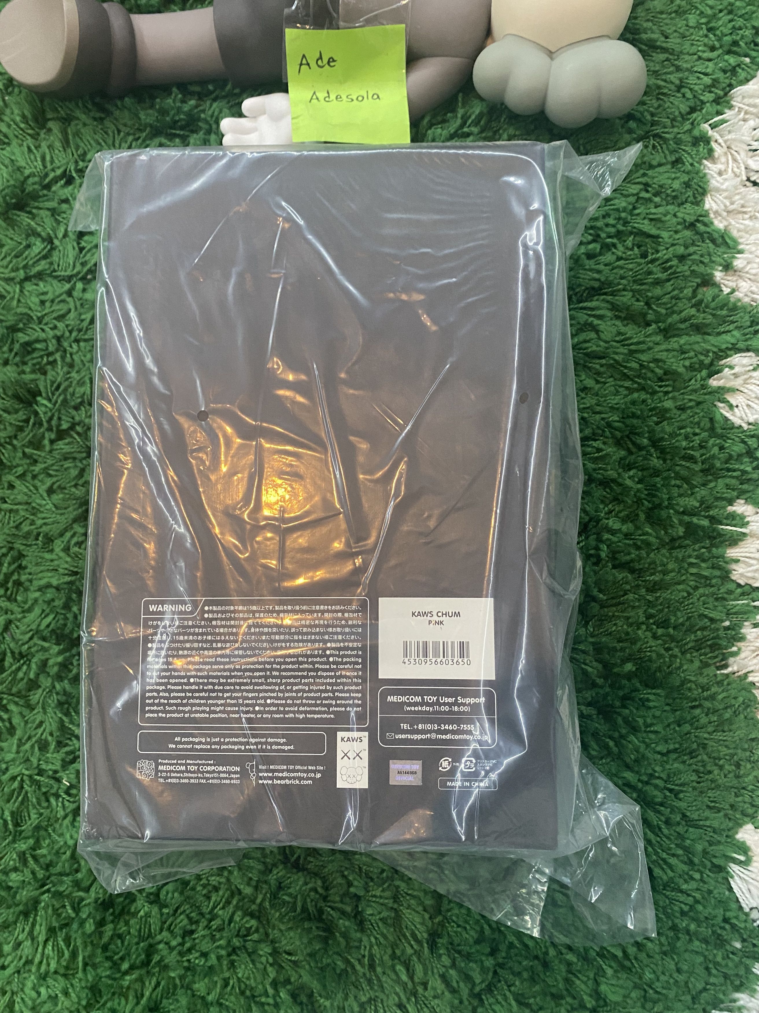 Kaws Chum - Pink Size ONE SIZE - 4 Thumbnail