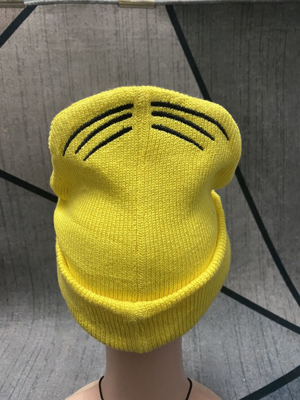 Universal Studios Despicable Me film Banana Characters Nice design Beanie Hat Size ONE SIZE - 5 Thumbnail