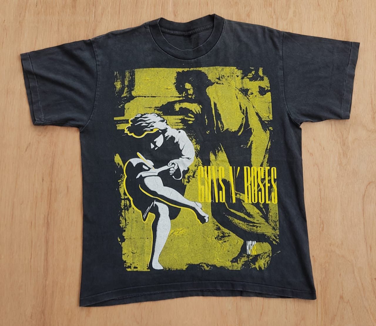 Band Tees × Vintage vintage tee B16 Gun n Roses Size US L / EU 52-54 / 3 - 1 Thumbnail