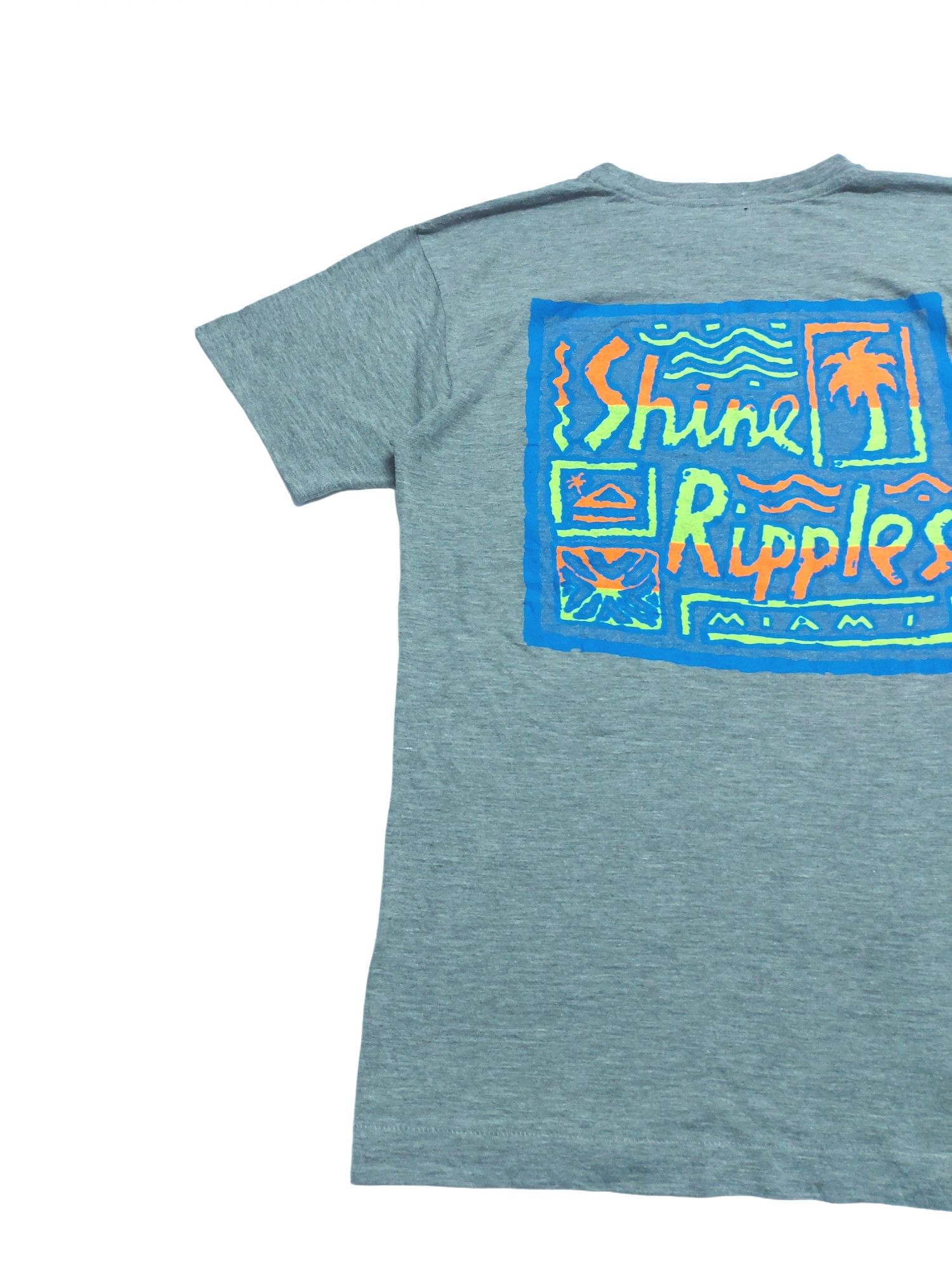 Vintage RARE! VTG 90s SHINE RIPPLES MIAMI SURF TEE Size US M / EU 48-50 / 2 - 4 Thumbnail