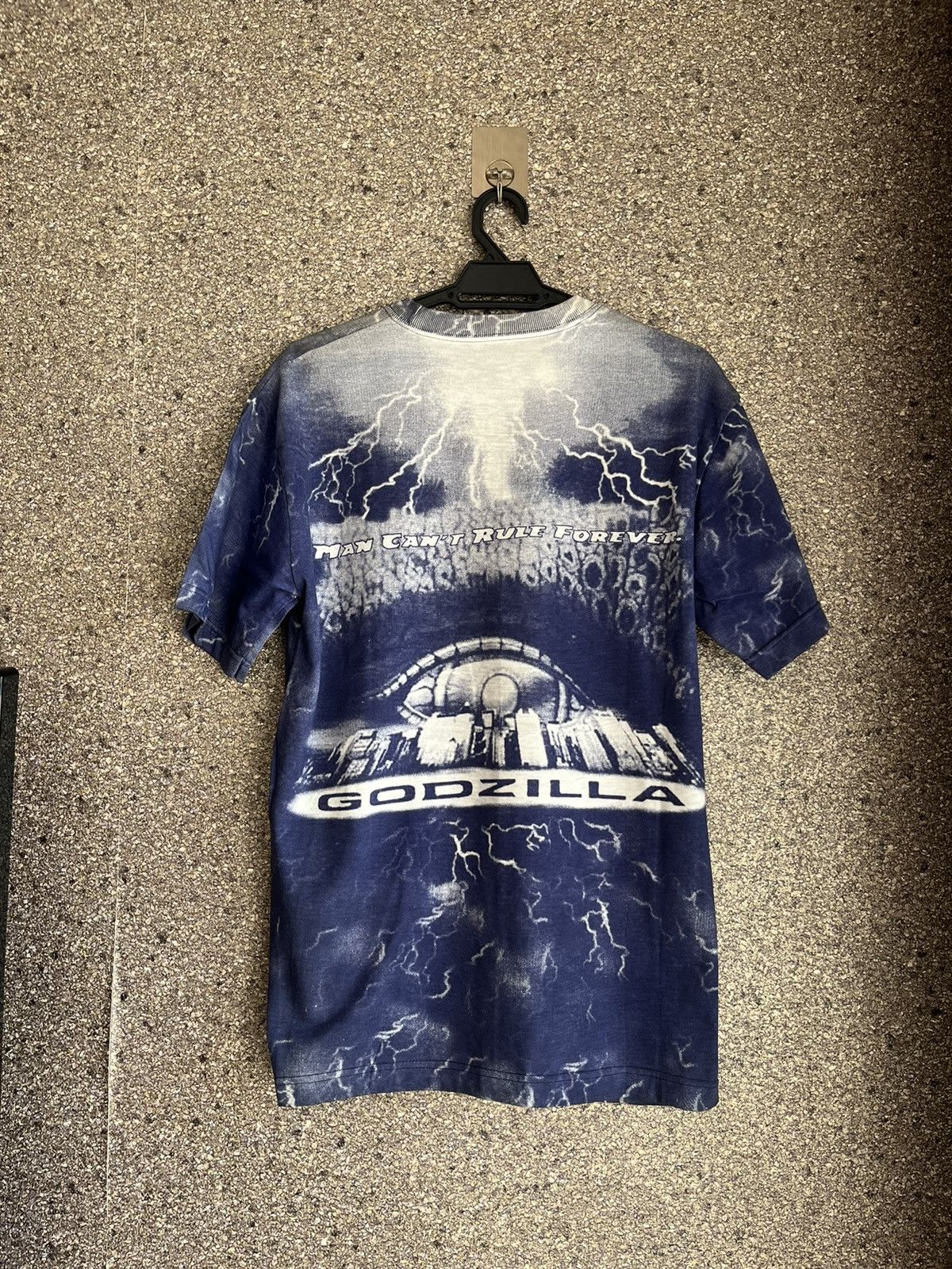 Vintage Godzilla ft11 Size US L / EU 52-54 / 3 - 3 Thumbnail