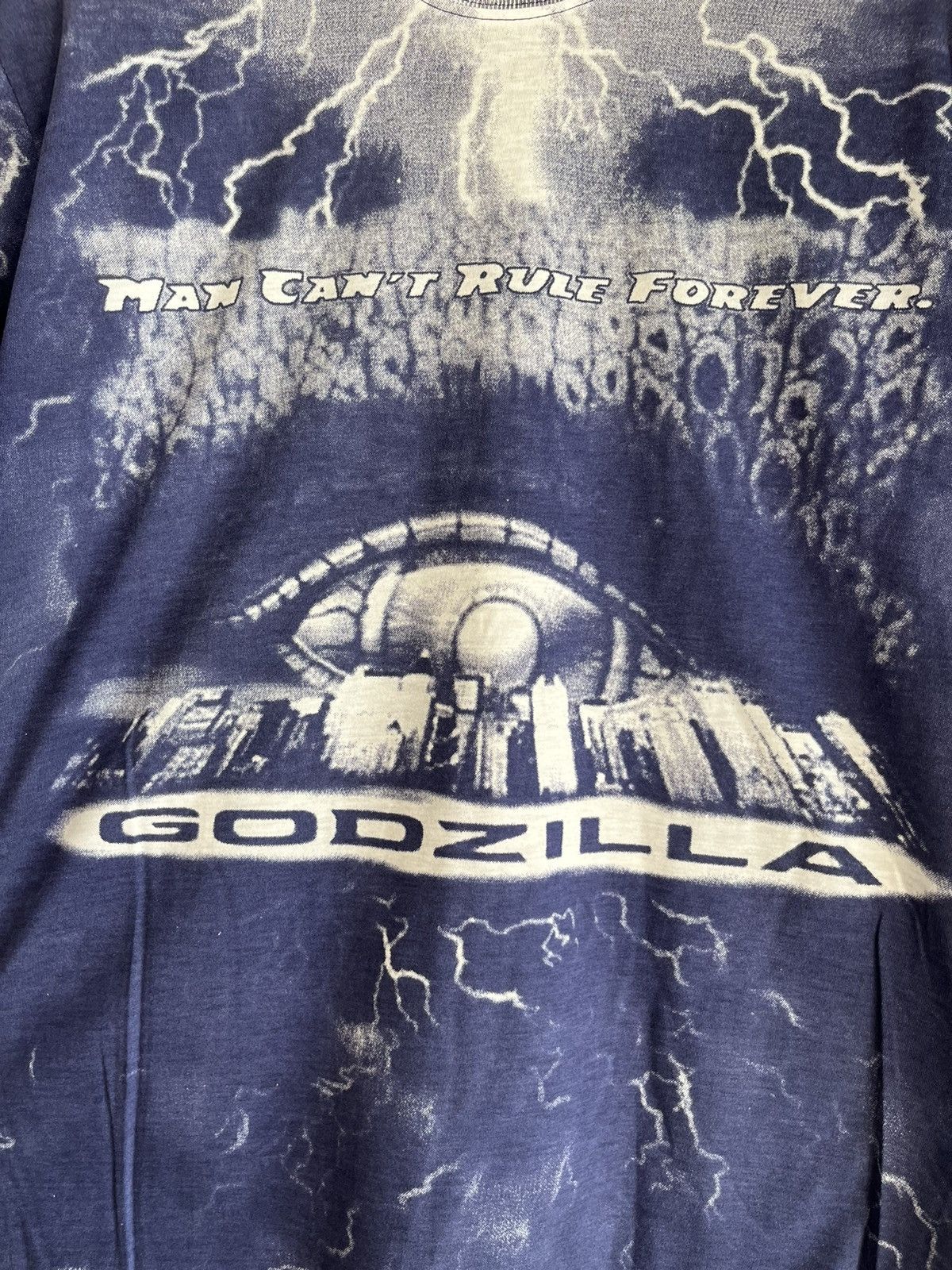 Vintage Godzilla ft11 Size US L / EU 52-54 / 3 - 2 Thumbnail