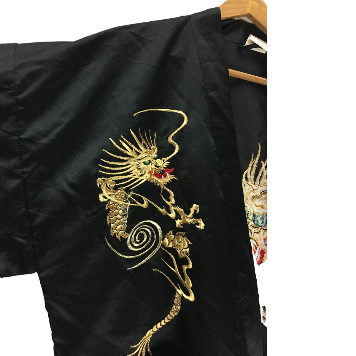 Japanese Brand Vintage Japanese Kimono Embroidery Dragon Motif Size US XL / EU 56 / 4 - 6 Thumbnail