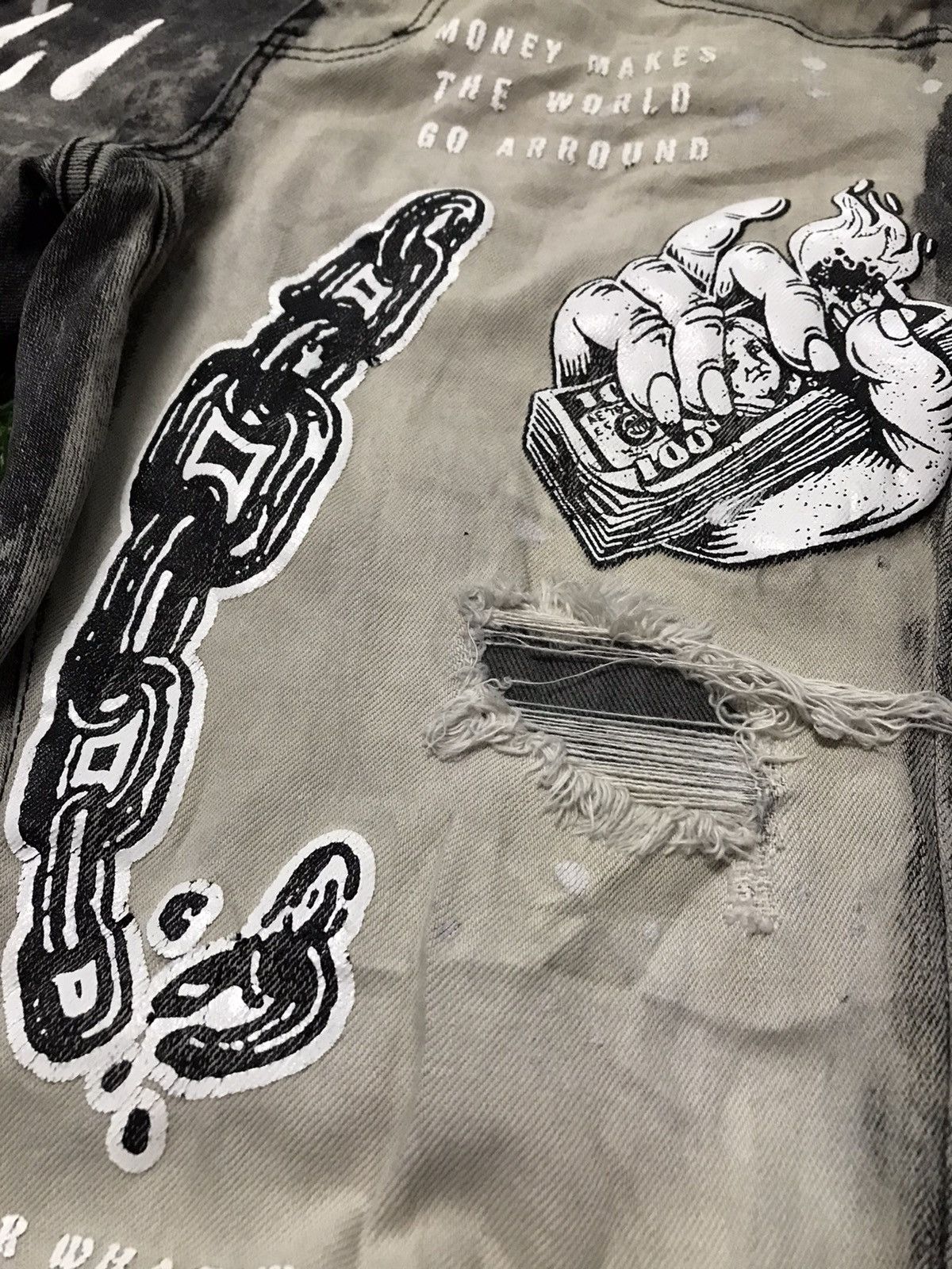 Hysteric Glamour × Japanese Brand 🔥🔥THRT Skull Fullprint Distressed Punk Style Jeans Very Rare Size US 30 / EU 46 - 11 Thumbnail