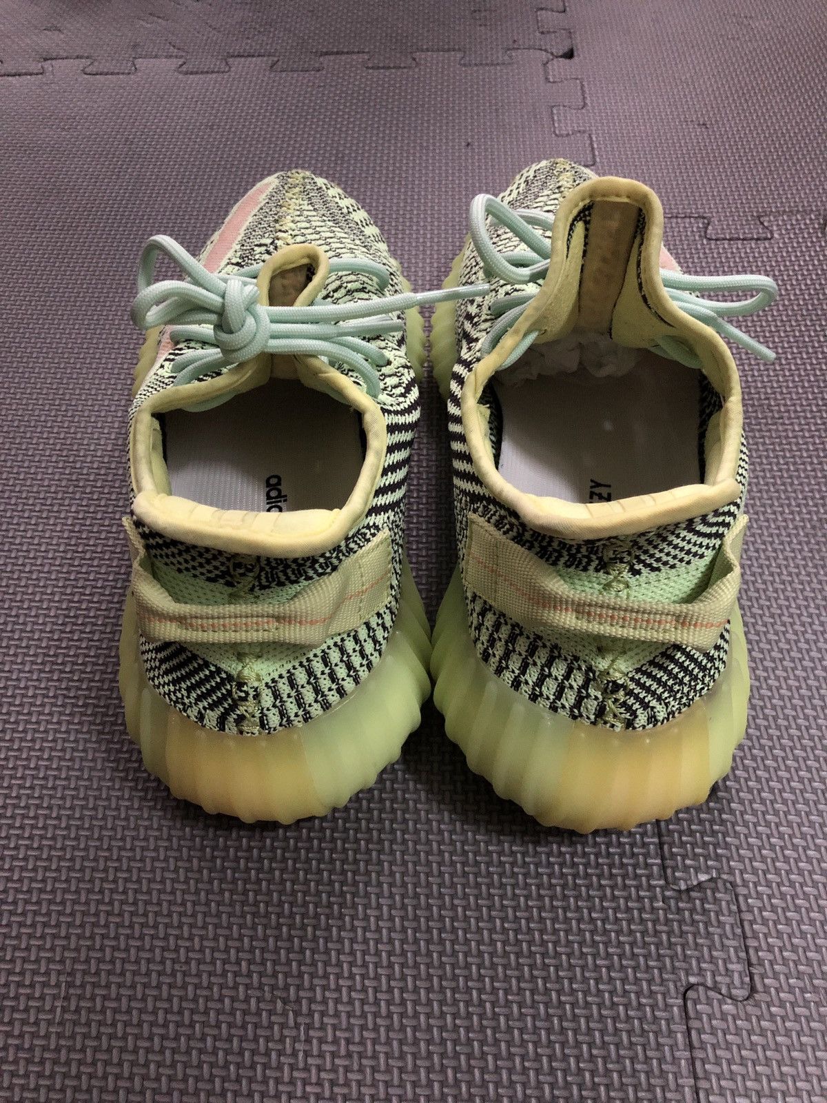 Adidas × Kanye West Yeezy Boost 350 V2 Yeezreel, Size 9.5 Size US 9.5 / EU 42-43 - 4 Thumbnail