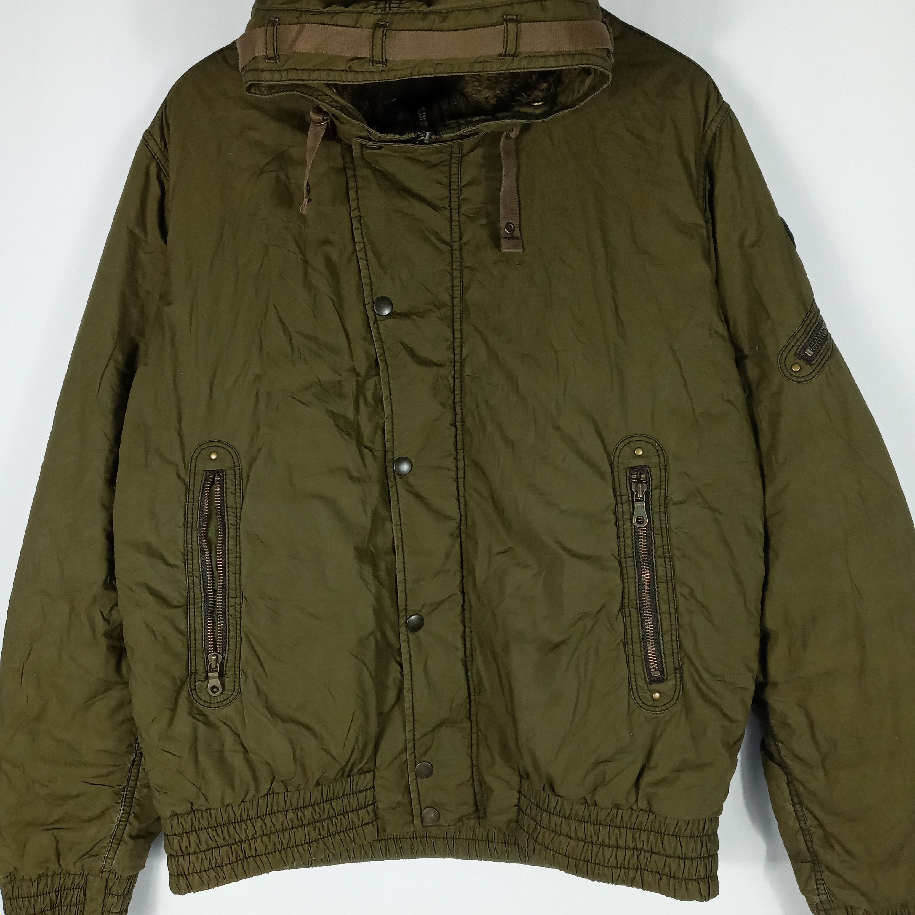Japanese Brand Japanese Brand Uniqlo Military Army Green Jacket Hoodie Size US M / EU 48-50 / 2 - 3 Thumbnail