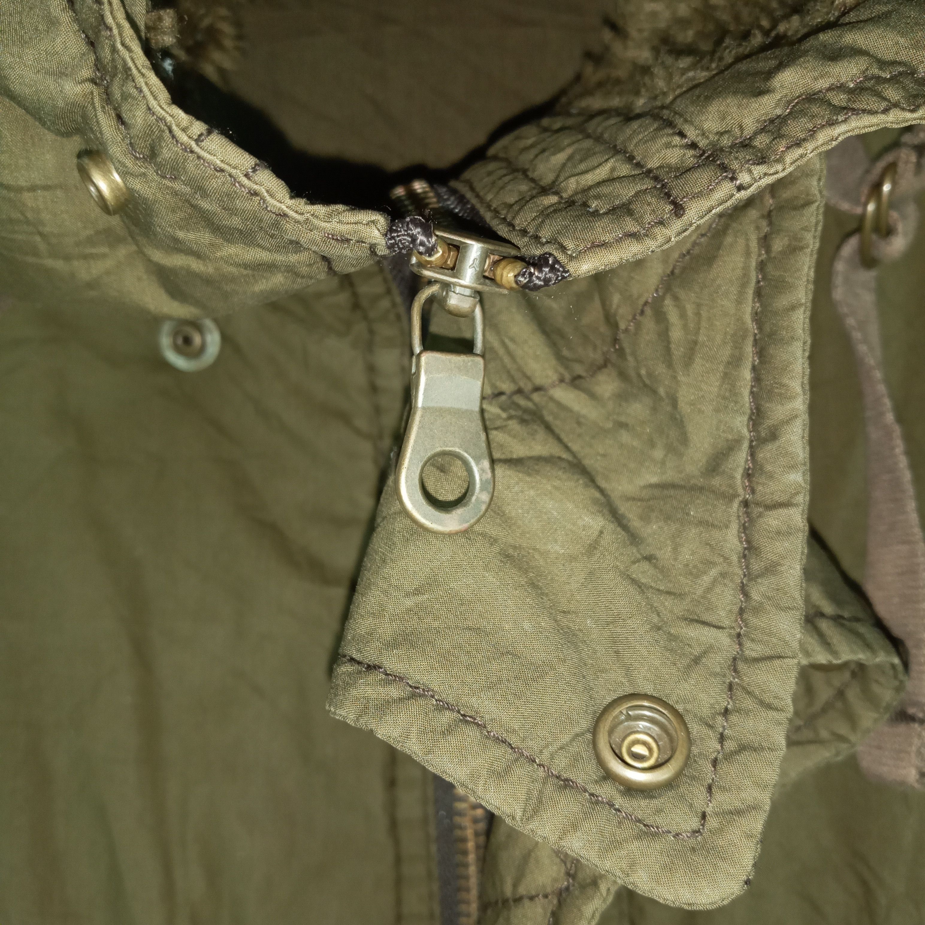 Japanese Brand Japanese Brand Uniqlo Military Army Green Jacket Hoodie Size US M / EU 48-50 / 2 - 7 Thumbnail