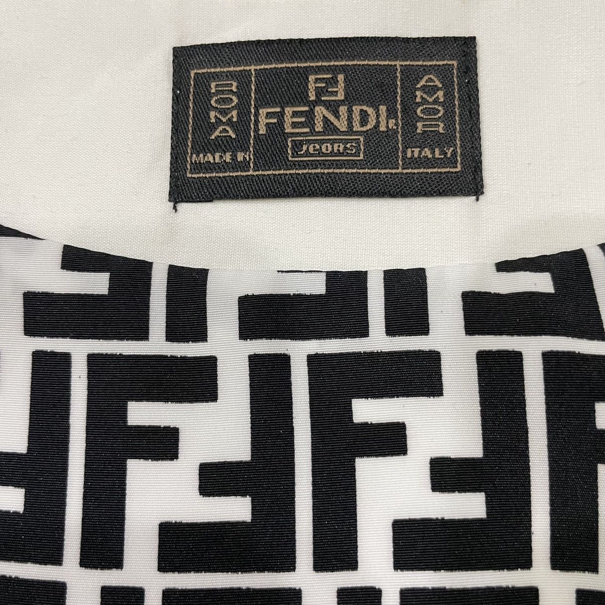 Fendi 🔥HOT🔥Vintage Fendi Monogram Zipper Vest Made In Italy Size US S / EU 44-46 / 1 - 20 Thumbnail