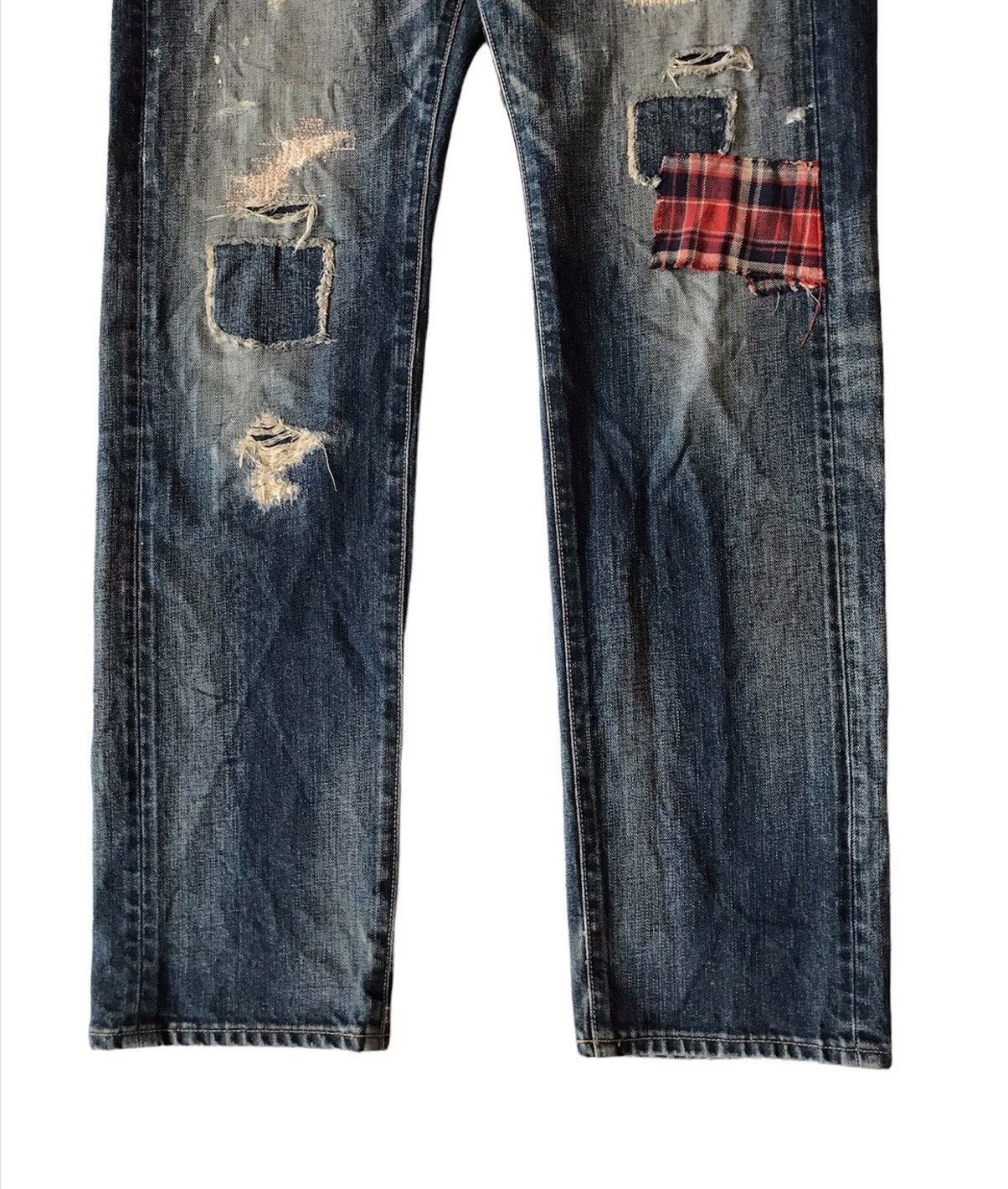 Takeo Kikuchi TAKEO KIKUCHI DESTROYED PATCHWORK JEANS Size US 32 / EU 48 - 3 Thumbnail