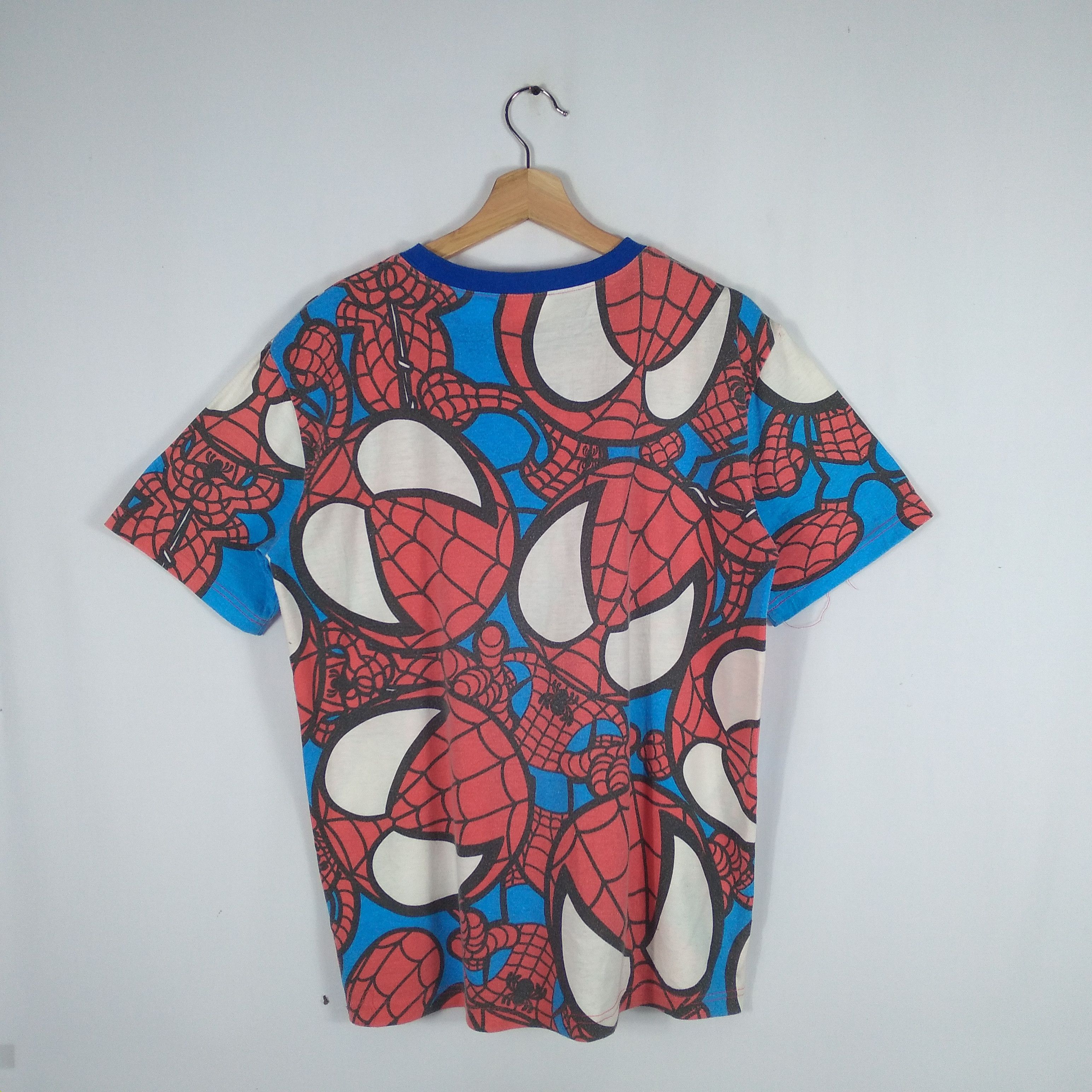 DC Comics × Vintage Vintage Marvel Spiderman All Over Print Shirt Size US L / EU 52-54 / 3 - 4 Thumbnail