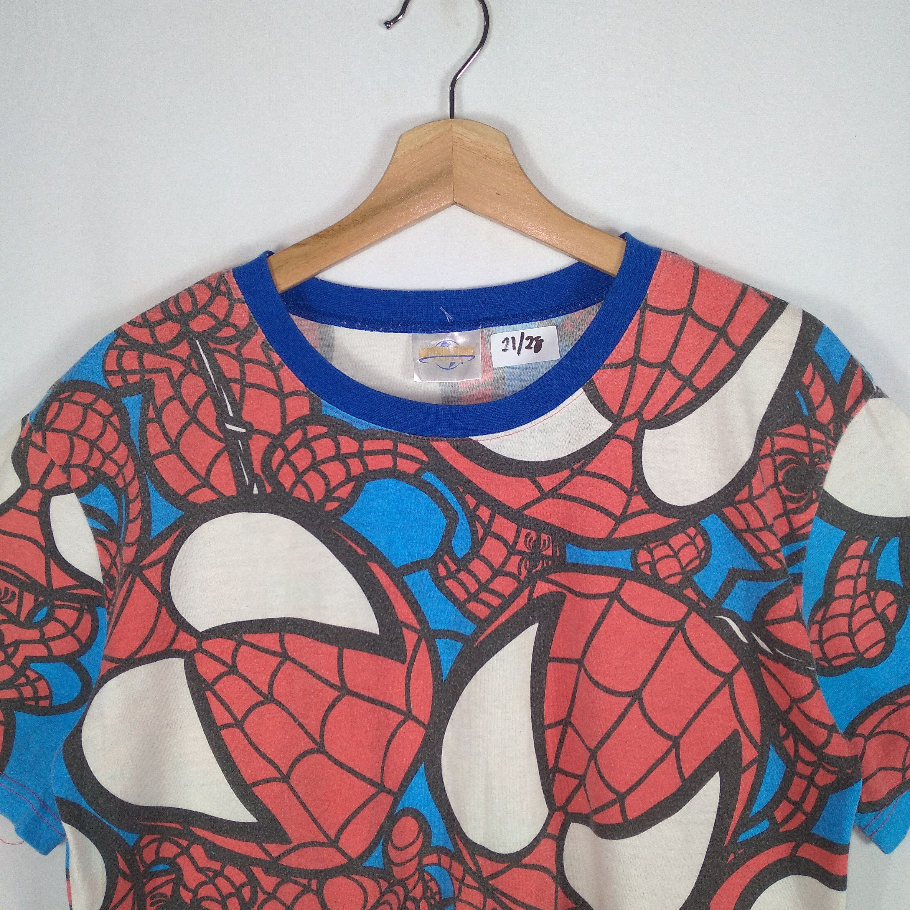 DC Comics × Vintage Vintage Marvel Spiderman All Over Print Shirt Size US L / EU 52-54 / 3 - 2 Thumbnail