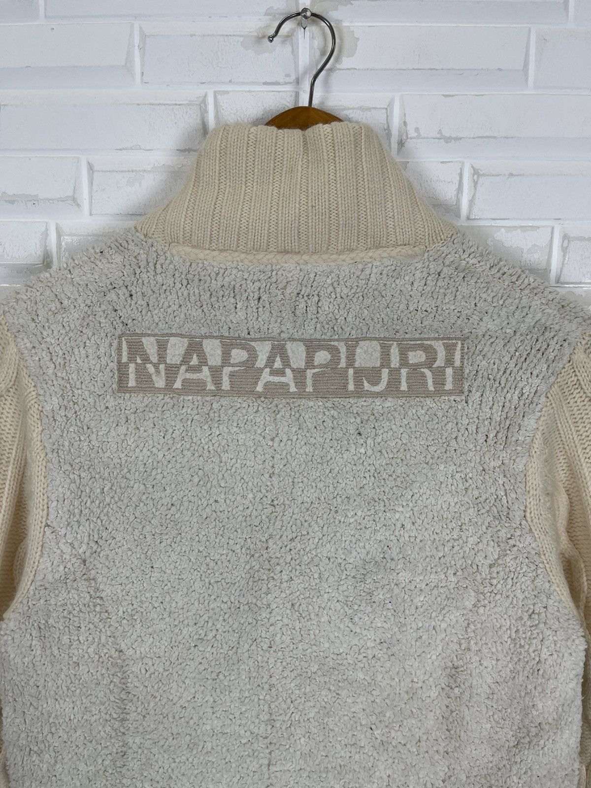 Napapijri Vintage Napapijri Fleece Sherpa Big Spellout Jumper Size US M / EU 48-50 / 2 - 2 Thumbnail