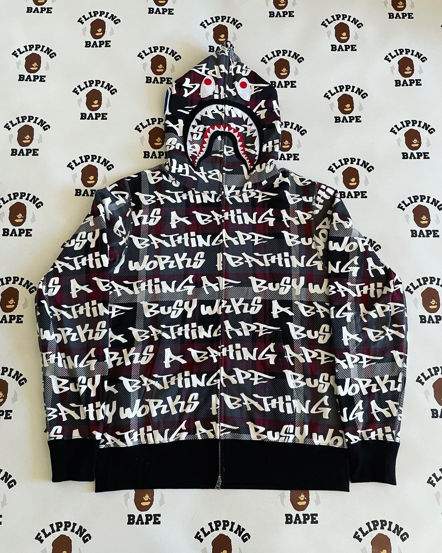Bape BAPE GRAFFITI CHECK SHARK FULL ZIP HOODIE Size US L / EU 52-54 / 3 - 1 Thumbnail