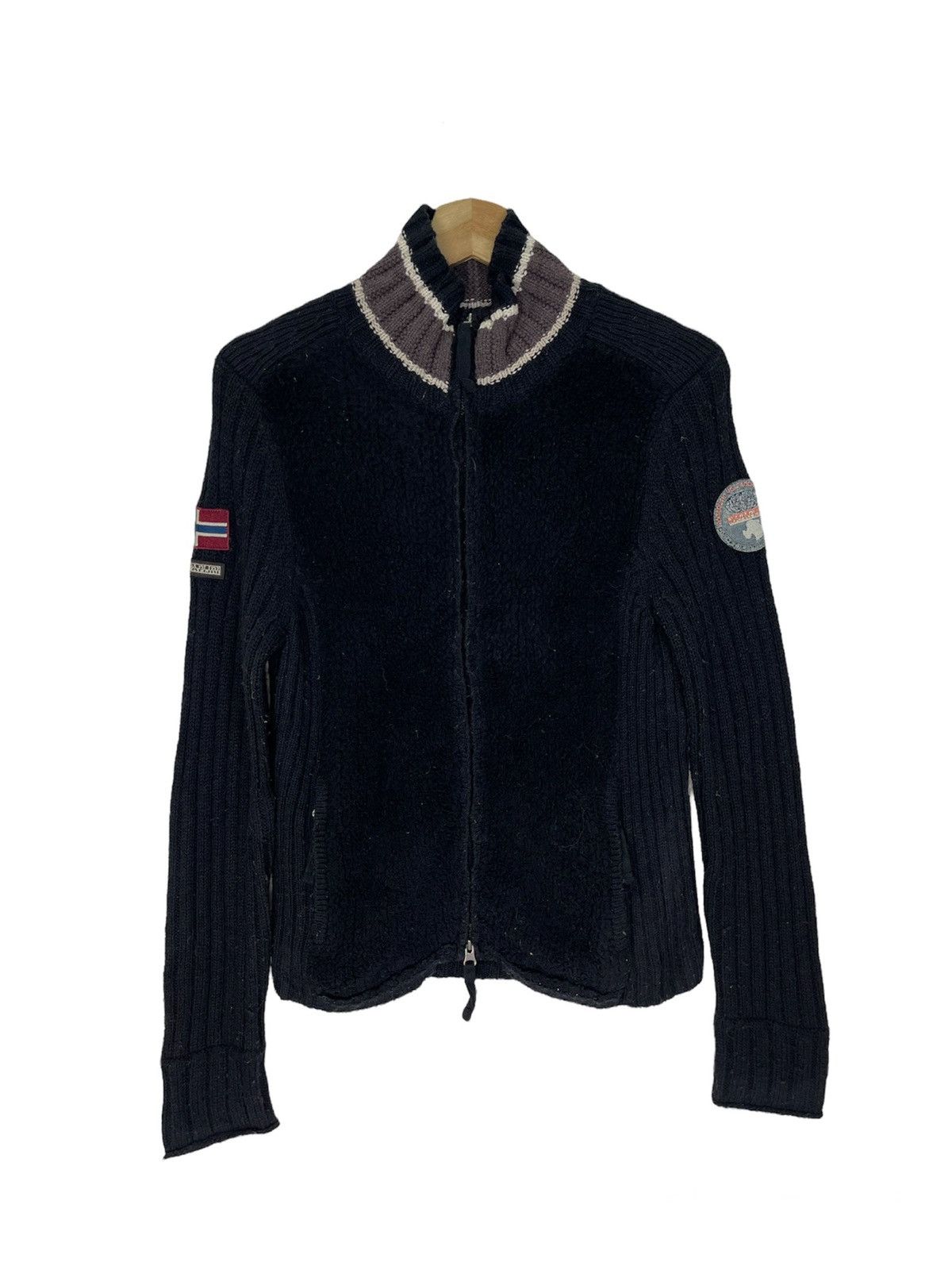 Napapijri × Vintage Vintage Napapijri Turtle Neck Fleece Jumper Sweatshirt Size US M / EU 48-50 / 2 - 1 Thumbnail
