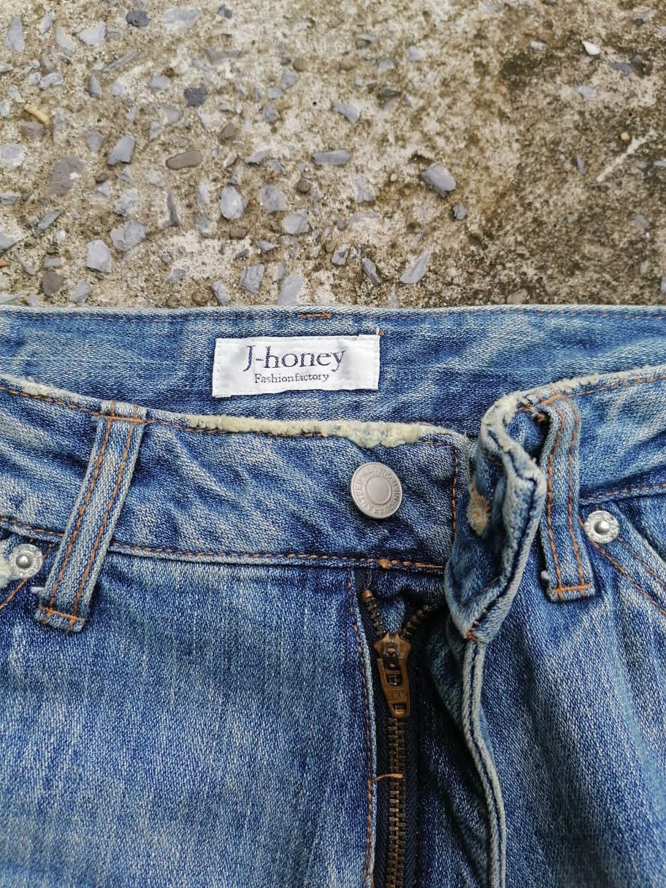 Other J-honey Camo Patch Distressed Denim Jeans Size US 32 / EU 48 - 3 Thumbnail