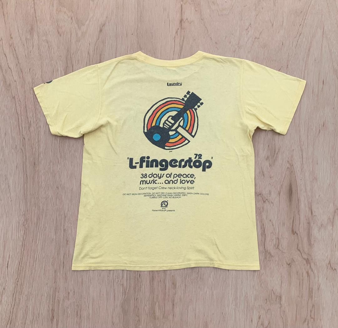 vintage tee B2 Laundry Fingerstop 72 tour music