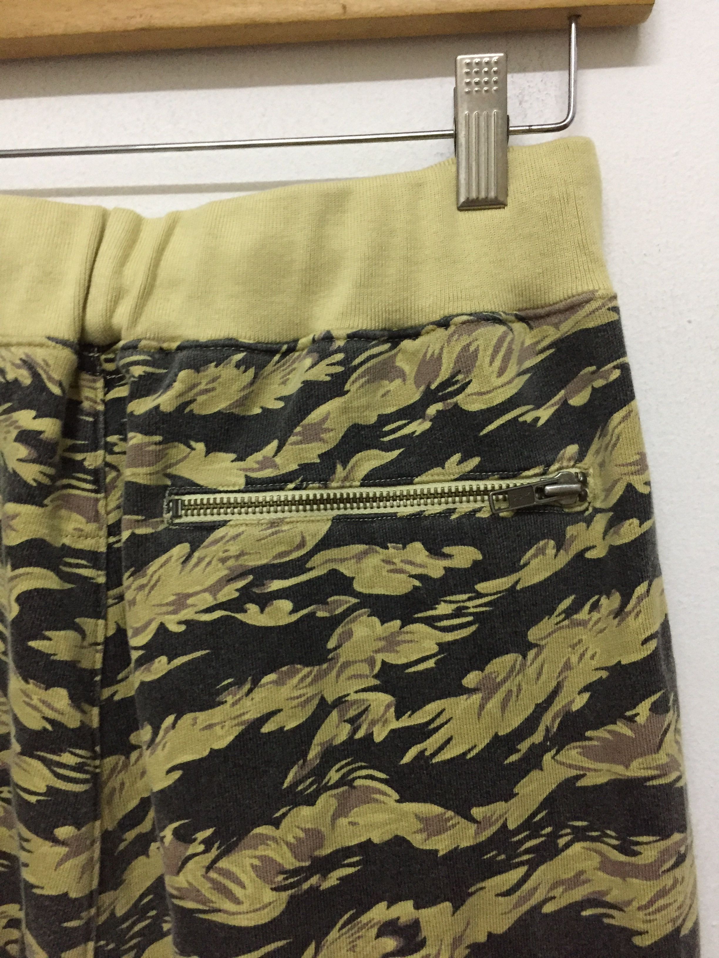 Stussy STUSSY Japan Multizipper tiger stripe camo jogger pants Size US 33 - 8 Thumbnail