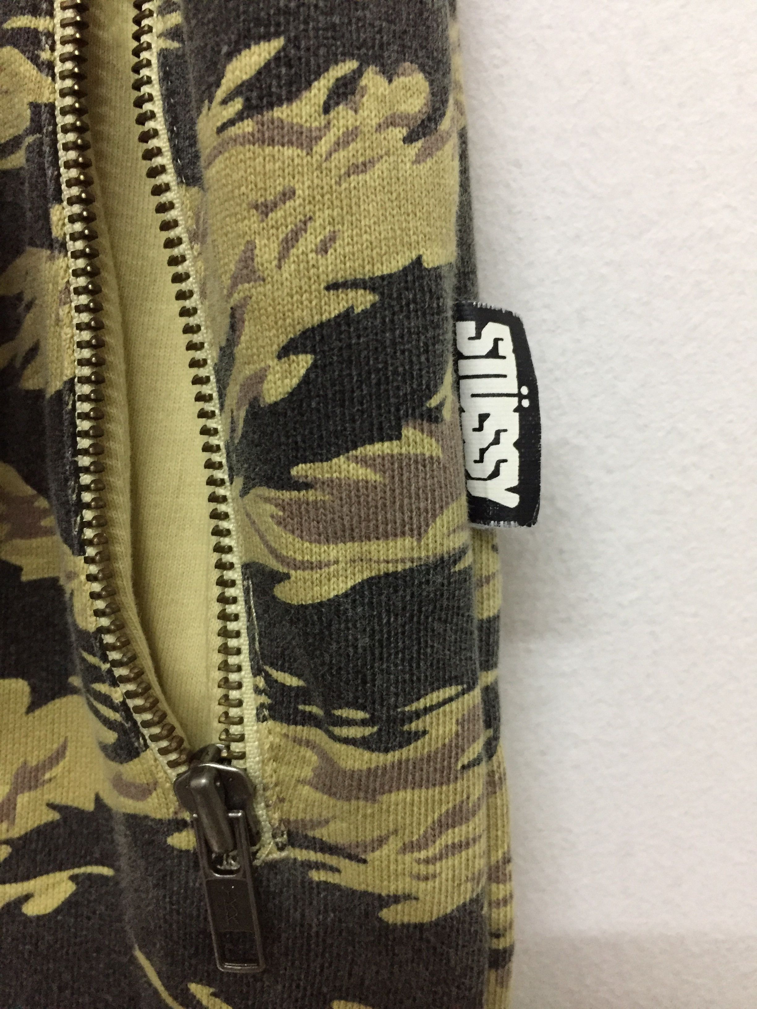 Stussy STUSSY Japan Multizipper tiger stripe camo jogger pants Size US 33 - 7 Thumbnail
