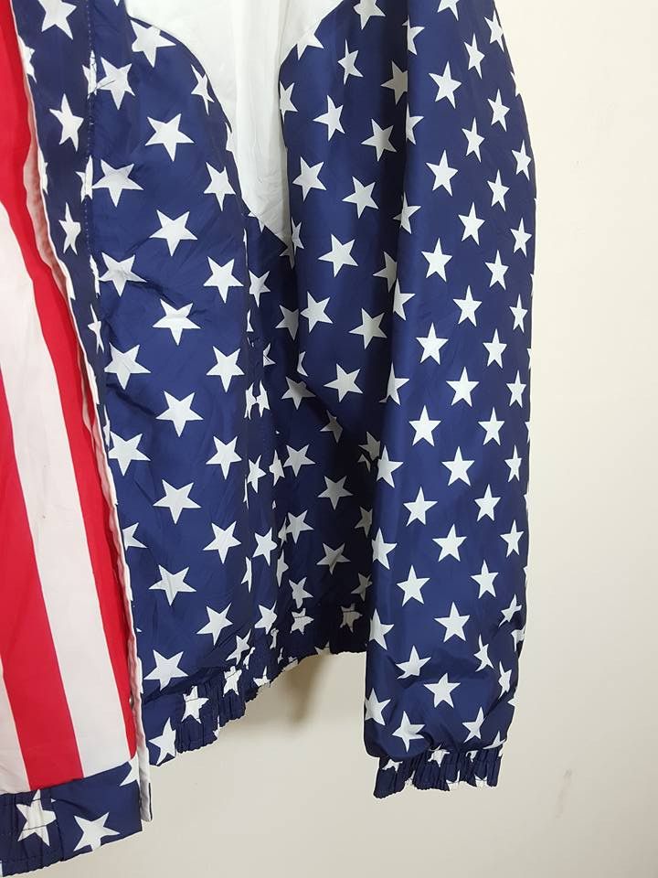 Vintage American Flag Big Spellout Quilted Nylon Jacket Size US XL / EU 56 / 4 - 8 Thumbnail