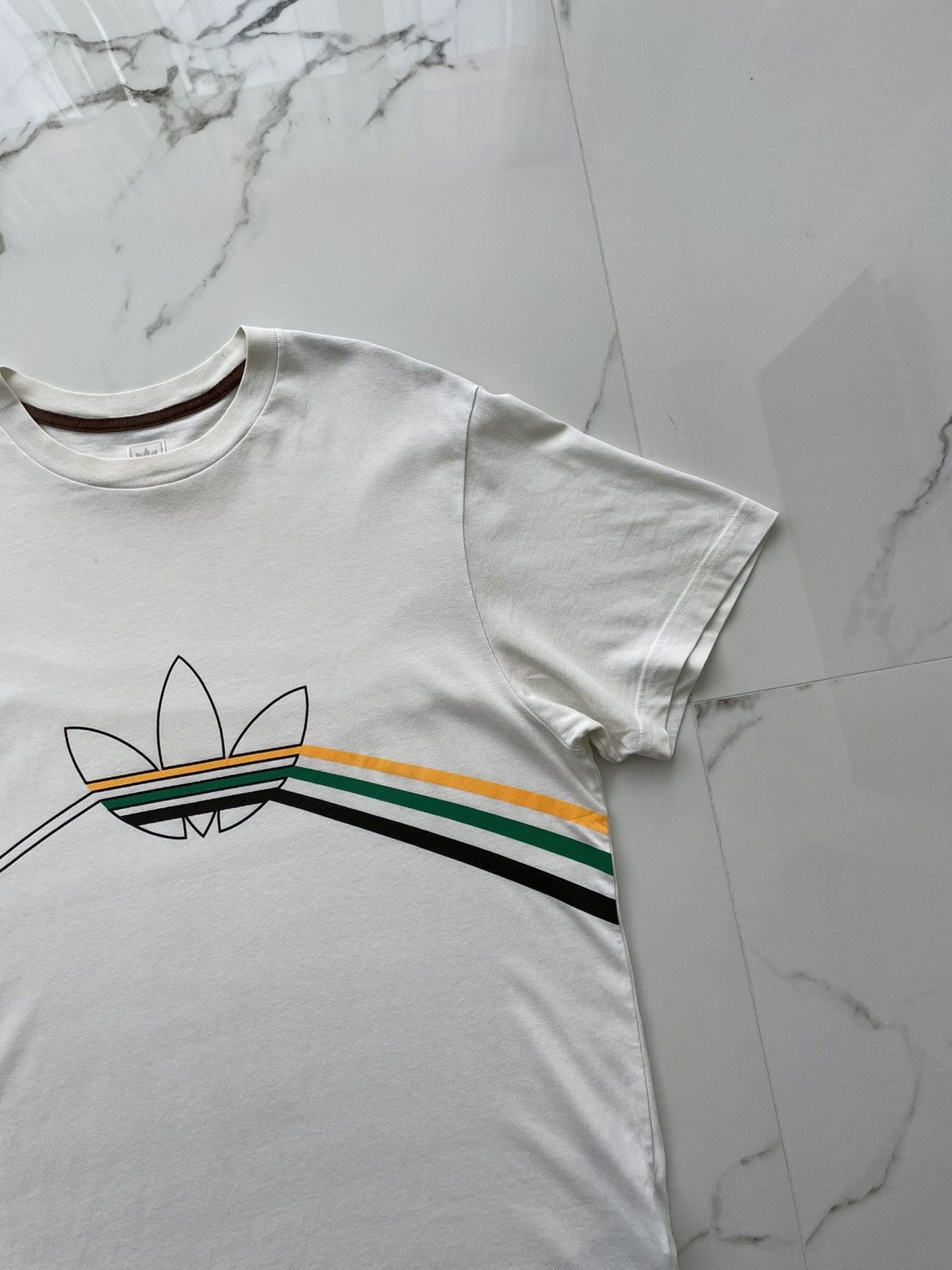 Adidas × Vintage Vintage Adidas Big Logo Y2K Tee Shirt Size M Size US M / EU 48-50 / 2 - 4 Thumbnail