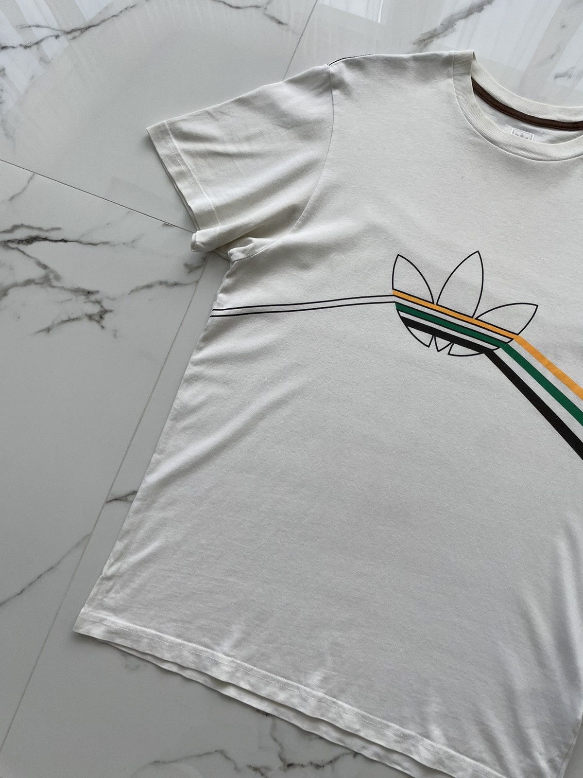 Adidas × Vintage Vintage Adidas Big Logo Y2K Tee Shirt Size M Size US M / EU 48-50 / 2 - 2 Thumbnail