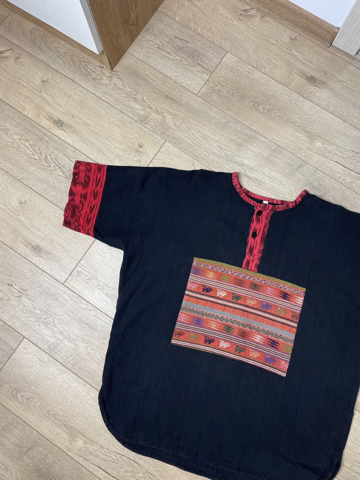 Handmade Vintage Handmade Patchwork Hawaiian Buttons Up Shirt Tee Size US L / EU 52-54 / 3 - 2 Thumbnail
