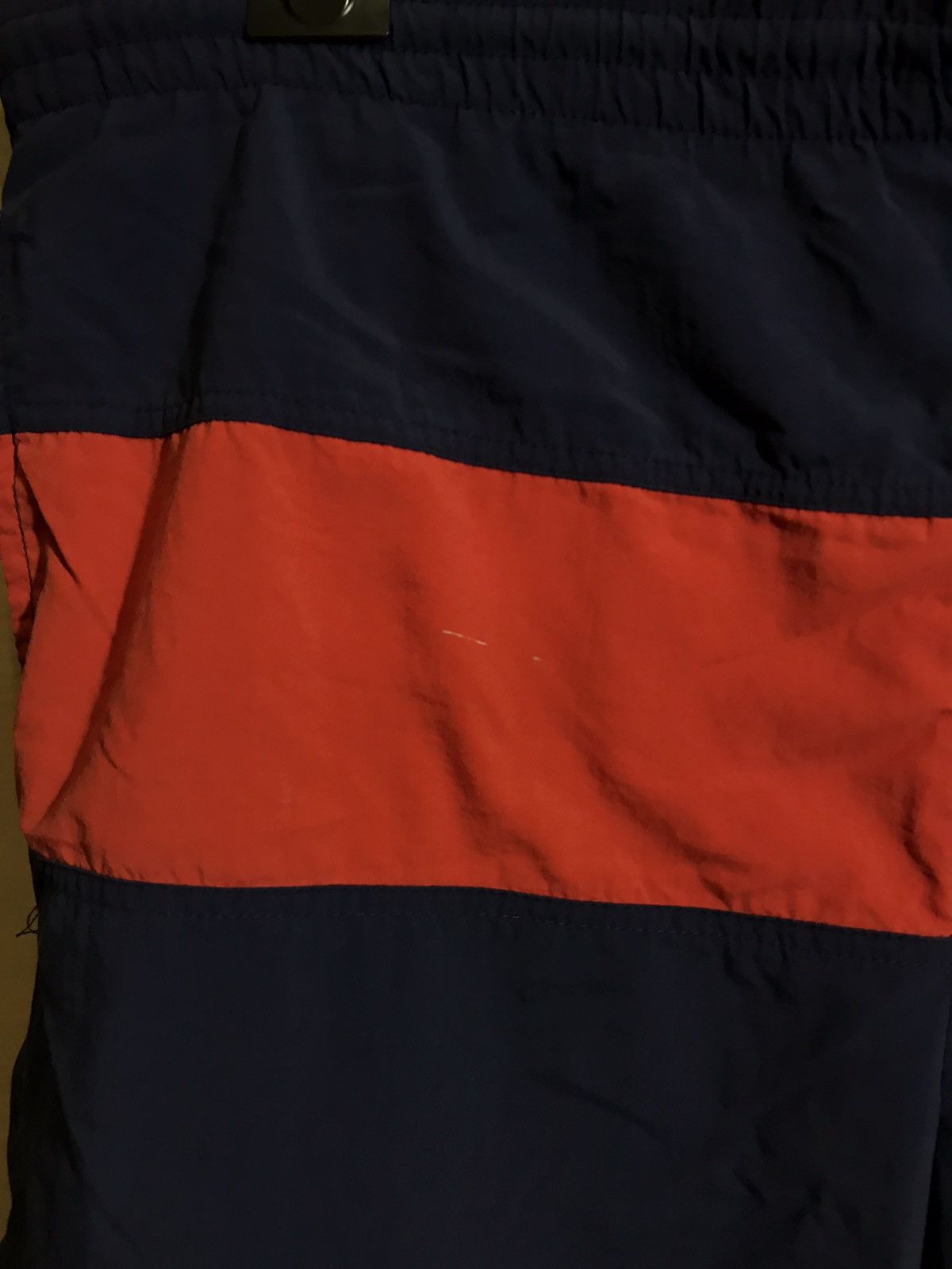 Vintage Vintage Nike streetwear big swoosh shorts Size US 34 / EU 50 - 6 Thumbnail