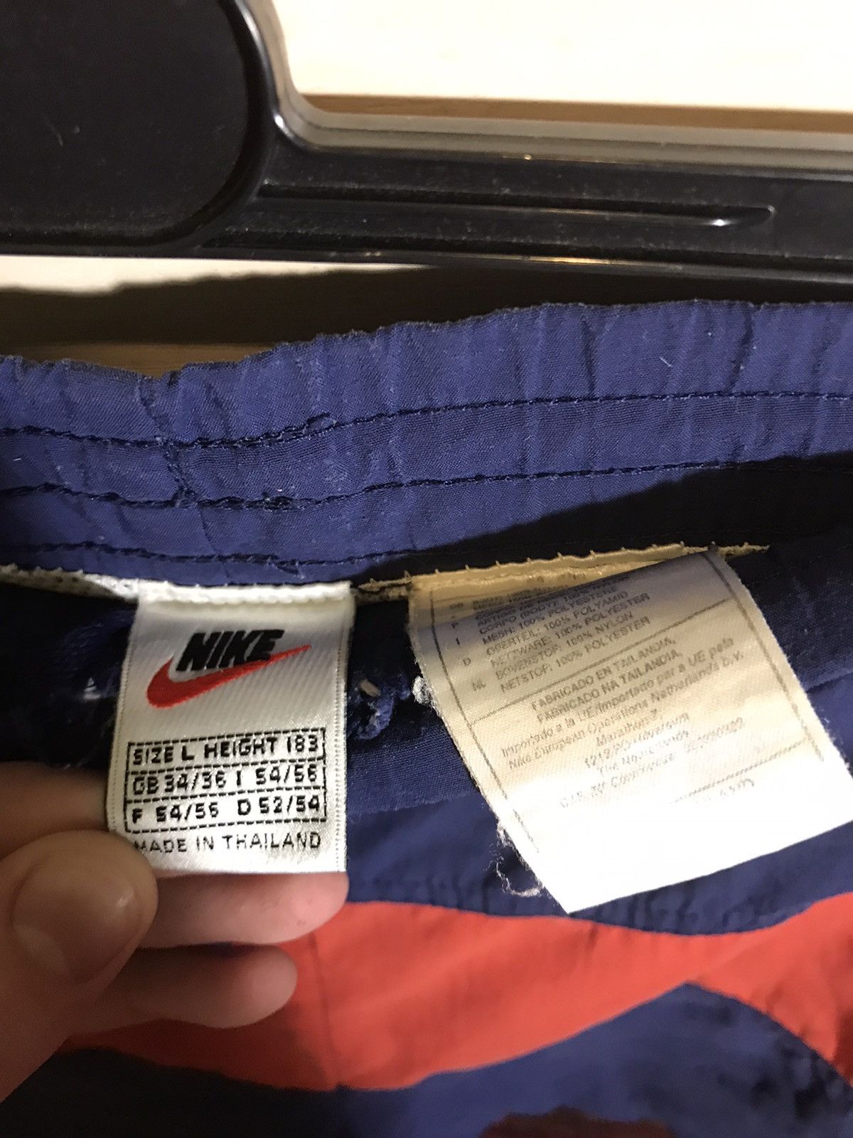 Vintage Vintage Nike streetwear big swoosh shorts Size US 34 / EU 50 - 7 Thumbnail
