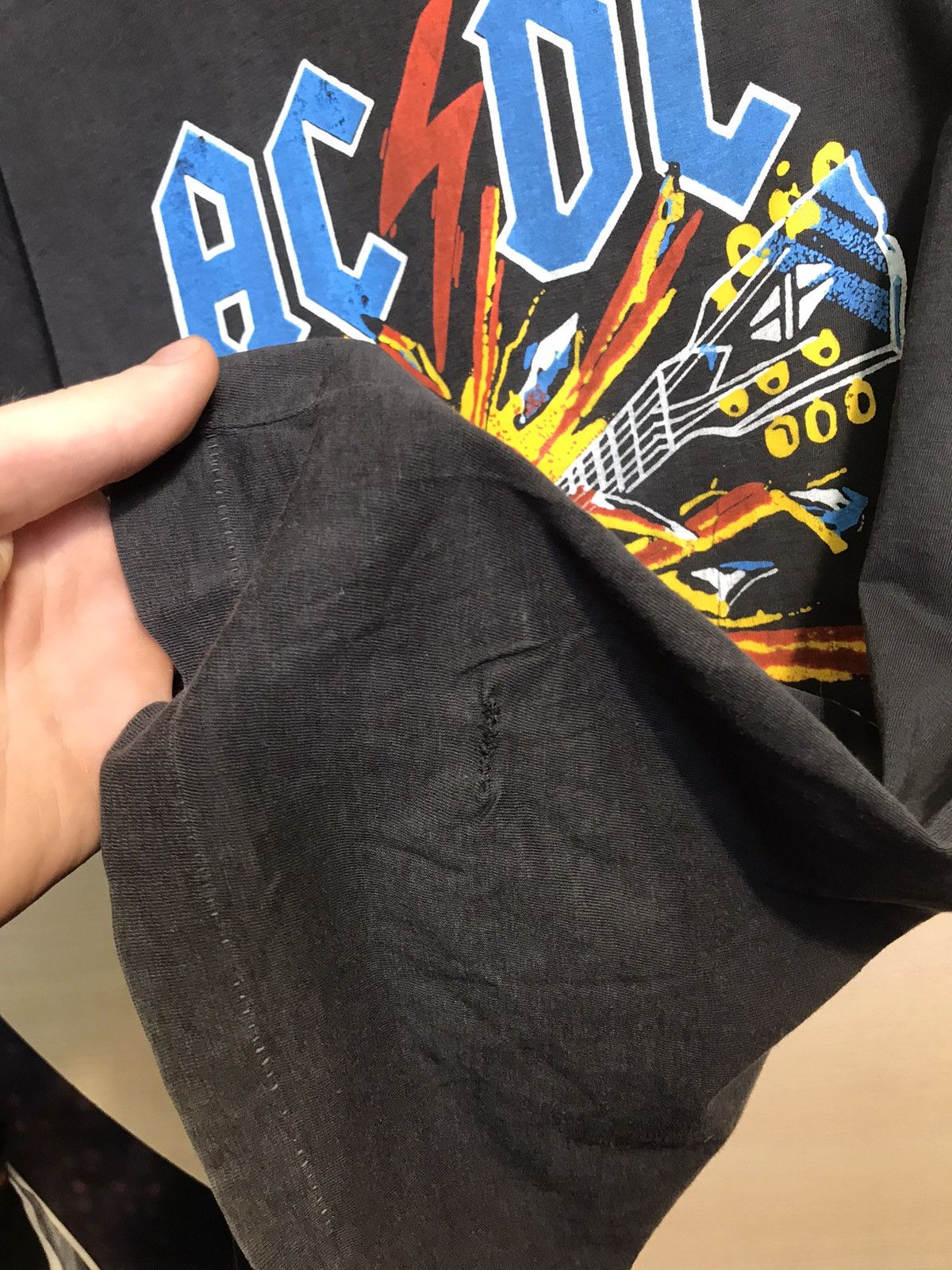 AC/DC Vintage Ac Dc blow up tour band tee Size US S / EU 44-46 / 1 - 8 Thumbnail