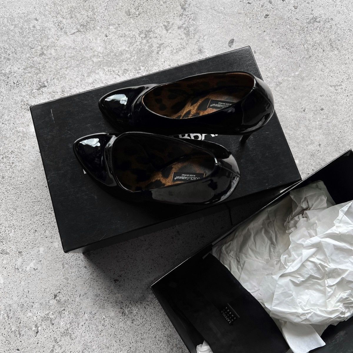 Designer × Dolce & Gabbana Dolce&Gabbana Black Asymmetrical Patent Leather High Heels Size US 9 / IT 39 - 4 Thumbnail