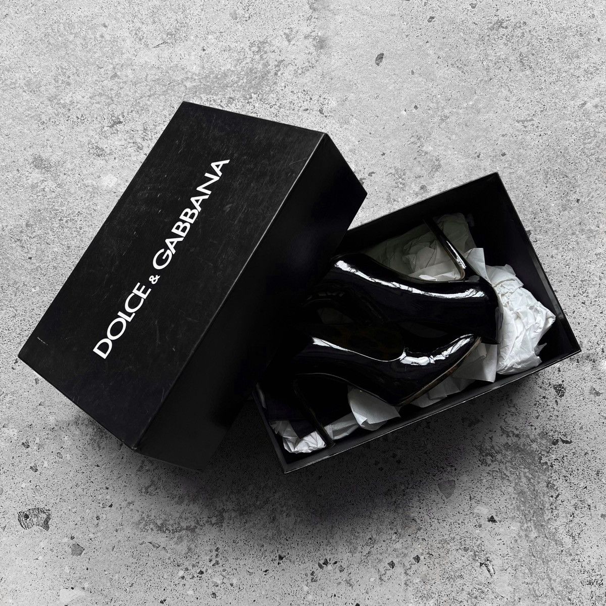 Designer × Dolce & Gabbana Dolce&Gabbana Black Asymmetrical Patent Leather High Heels Size US 9 / IT 39 - 3 Thumbnail