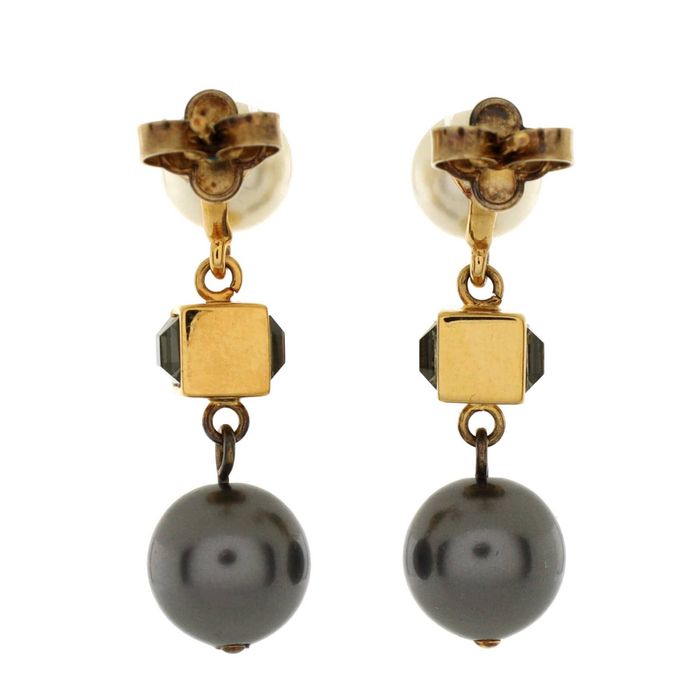 Louis Vuitton Two Tone Faux Pearl and Crystal Cry Me A River Drop Earring  Louis Vuitton