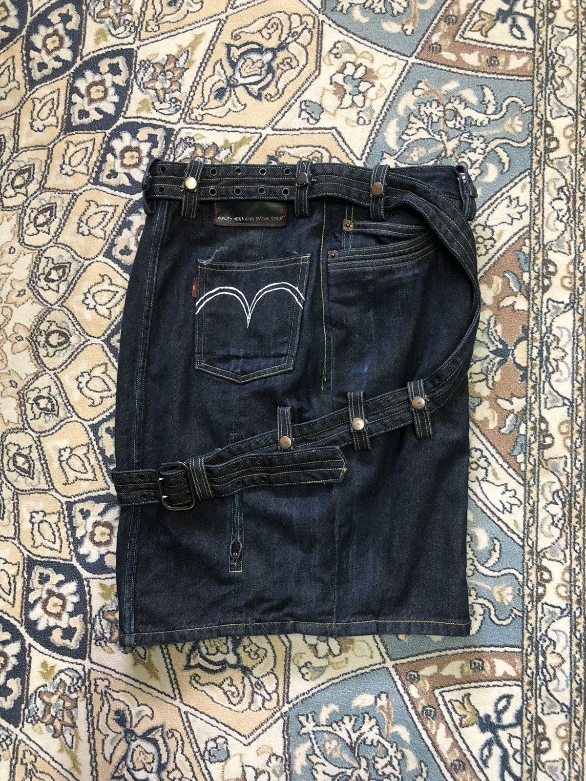 Levi's Vintage Levis Red Bondage Punk Denim Mini Skirt Size 27" / US 4 / IT 40 - 3 Thumbnail