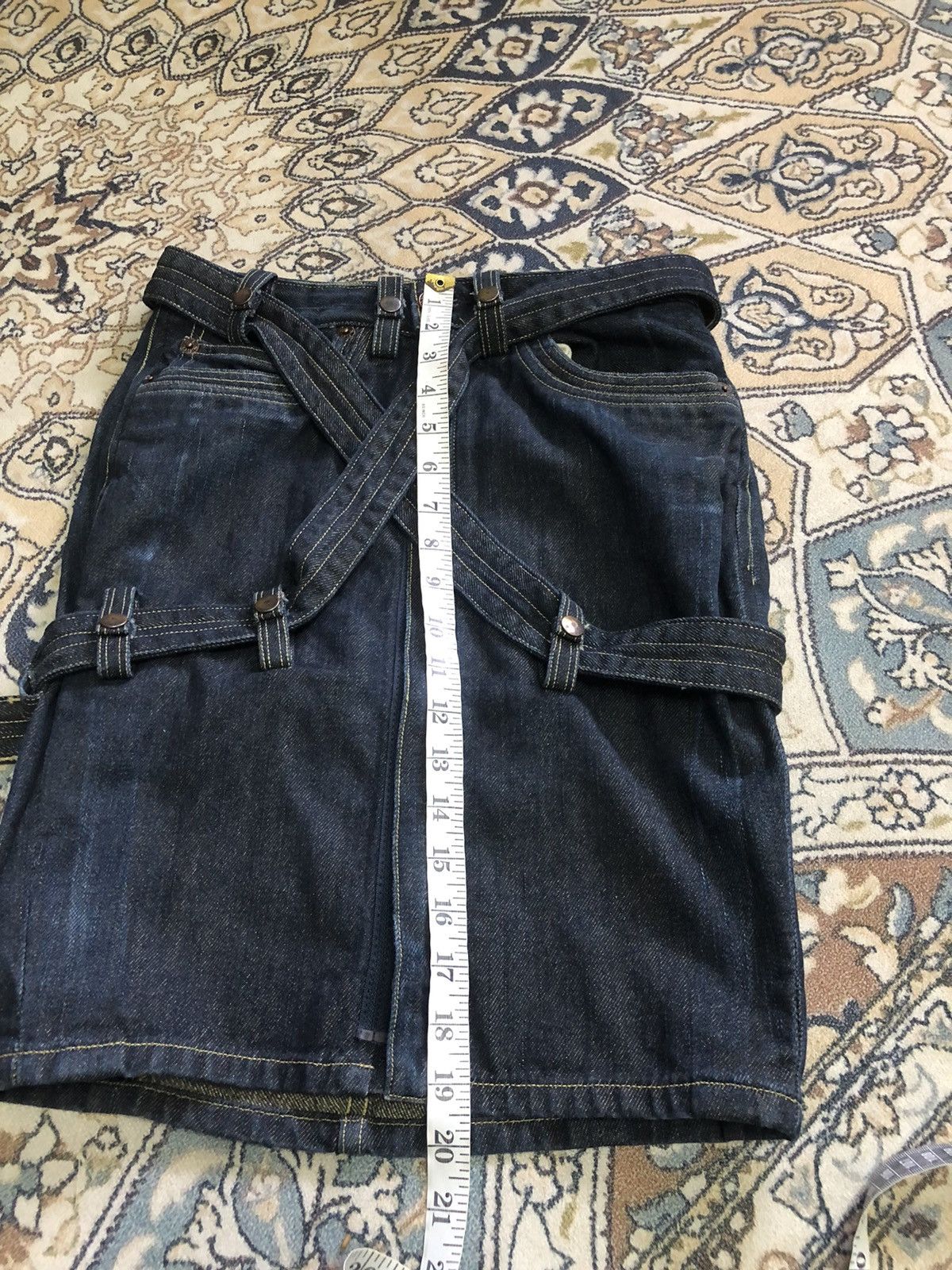 Levi's Vintage Levis Red Bondage Punk Denim Mini Skirt Size 27" / US 4 / IT 40 - 22 Thumbnail