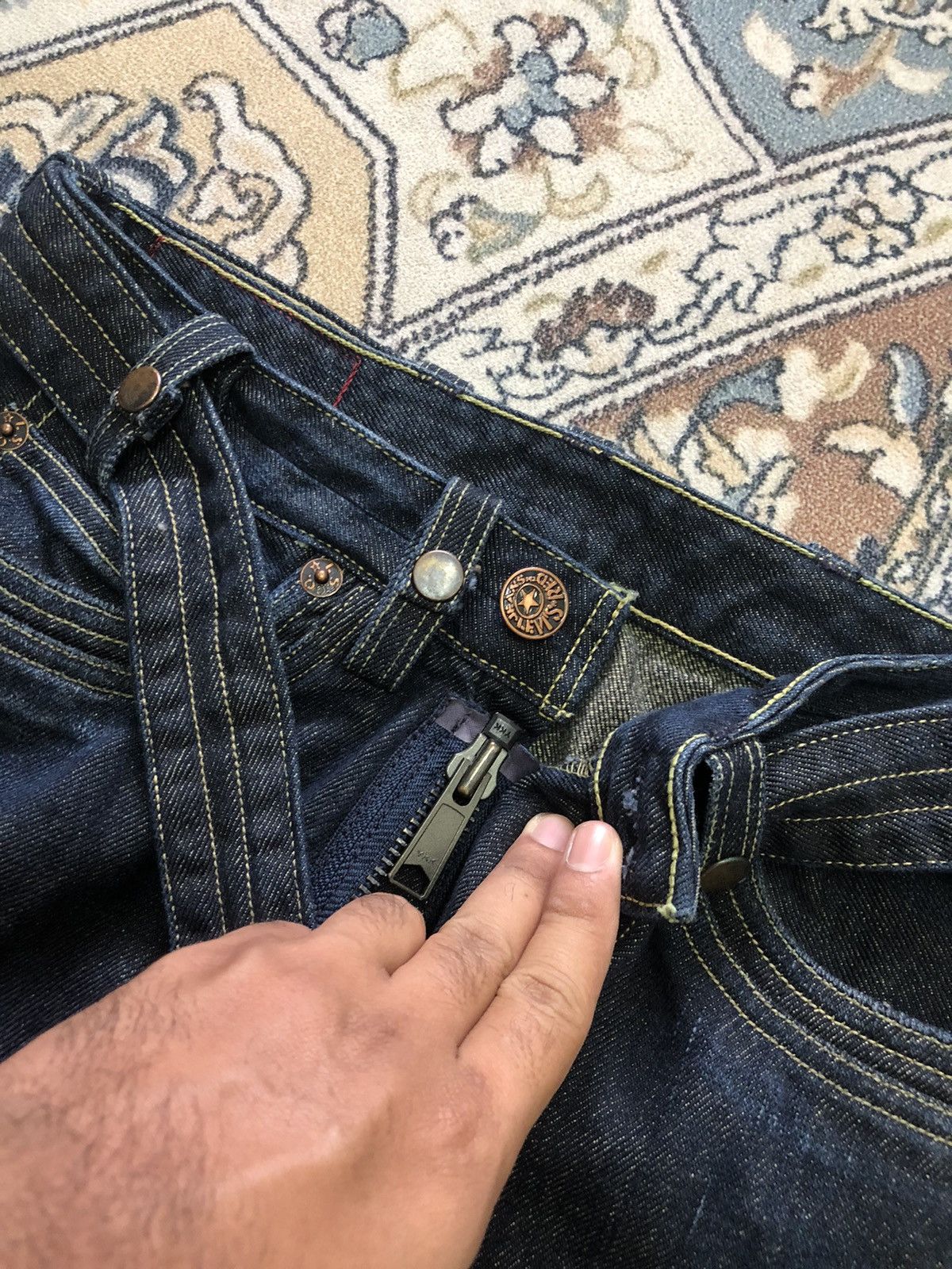 Levi's Vintage Levis Red Bondage Punk Denim Mini Skirt Size 27" / US 4 / IT 40 - 7 Thumbnail