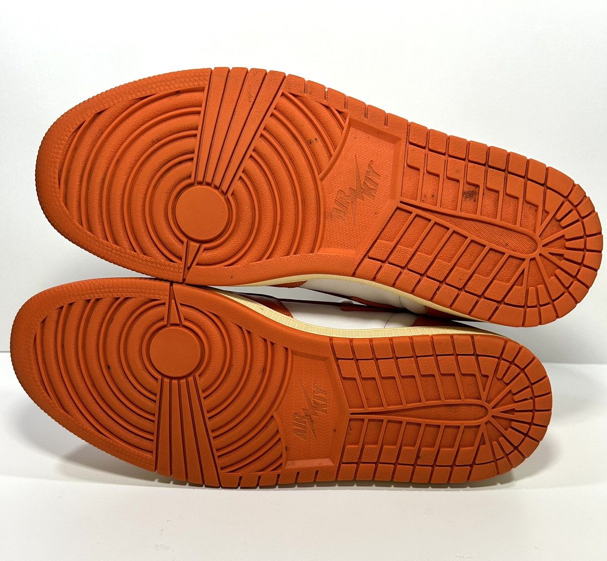 Reves Paris Reves Paris x Air Kiy ‘85 Hi NY Orange/White Shoes Size: 9.5 Size US 9.5 / EU 42-43 - 6 Thumbnail