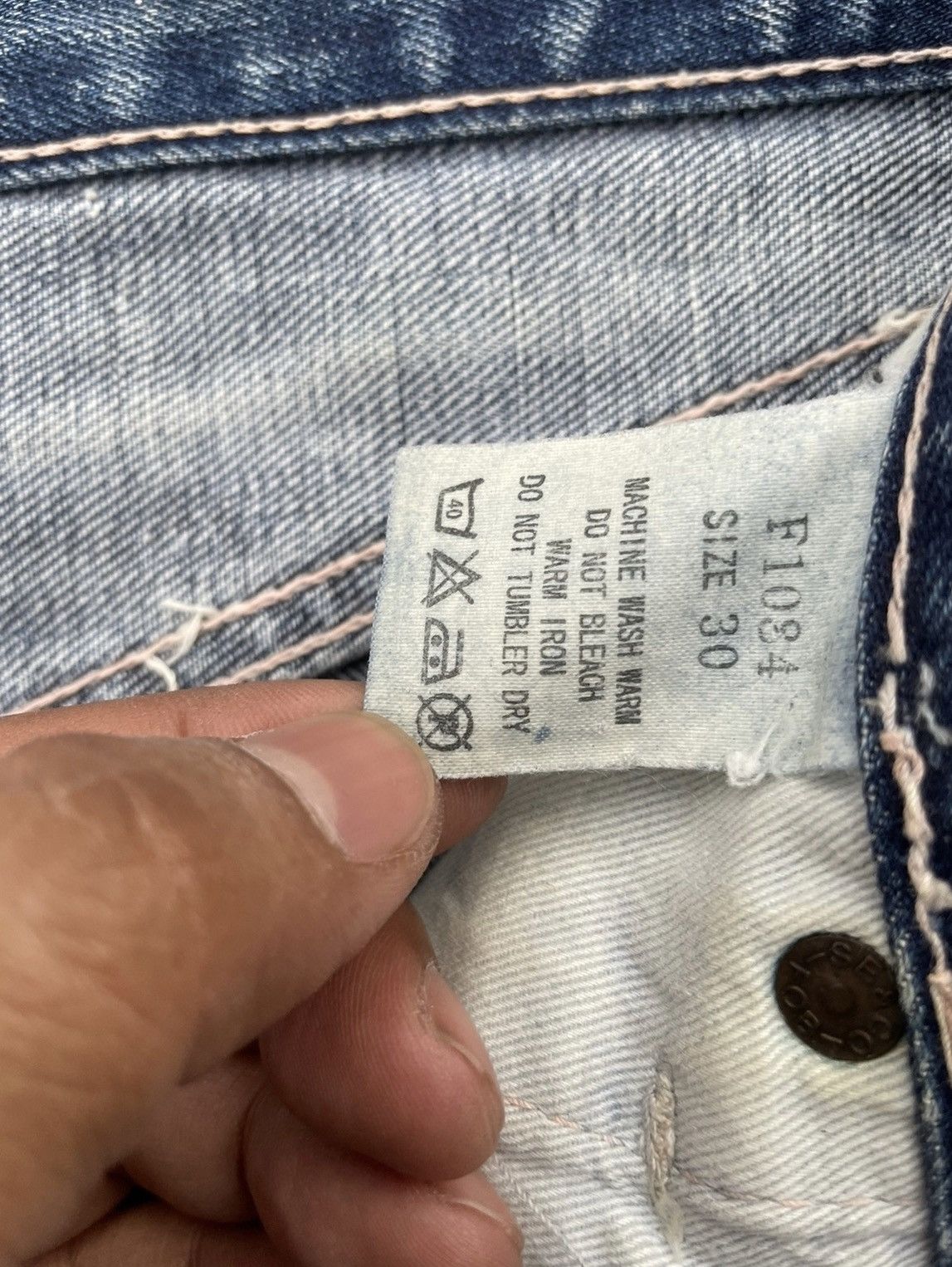 FOB Factory FOB Factory Japan Selvedge Aging Wash Denim Size US 30 / EU 46 - 22 Thumbnail