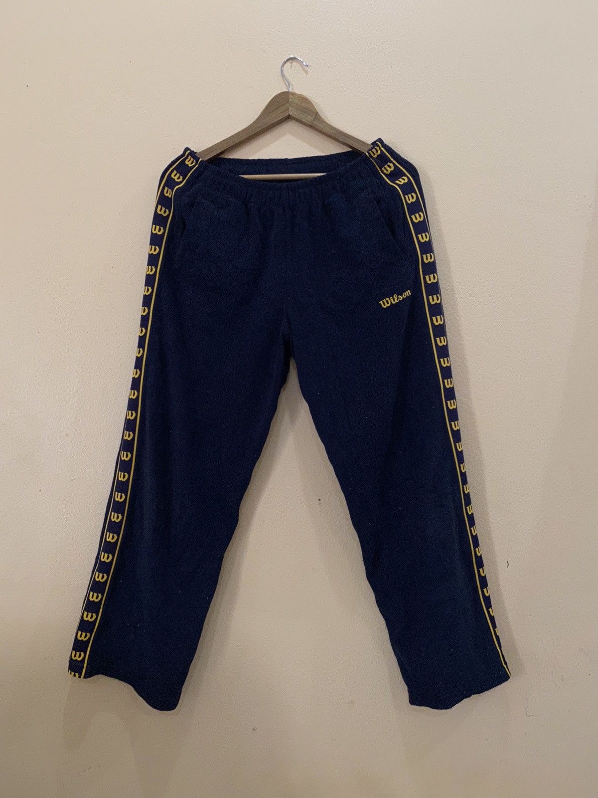 Vintage Vintage One Set Wilson Sweatshirt and Sweatpants Side Tape Size US S / EU 44-46 / 1 - 8 Thumbnail