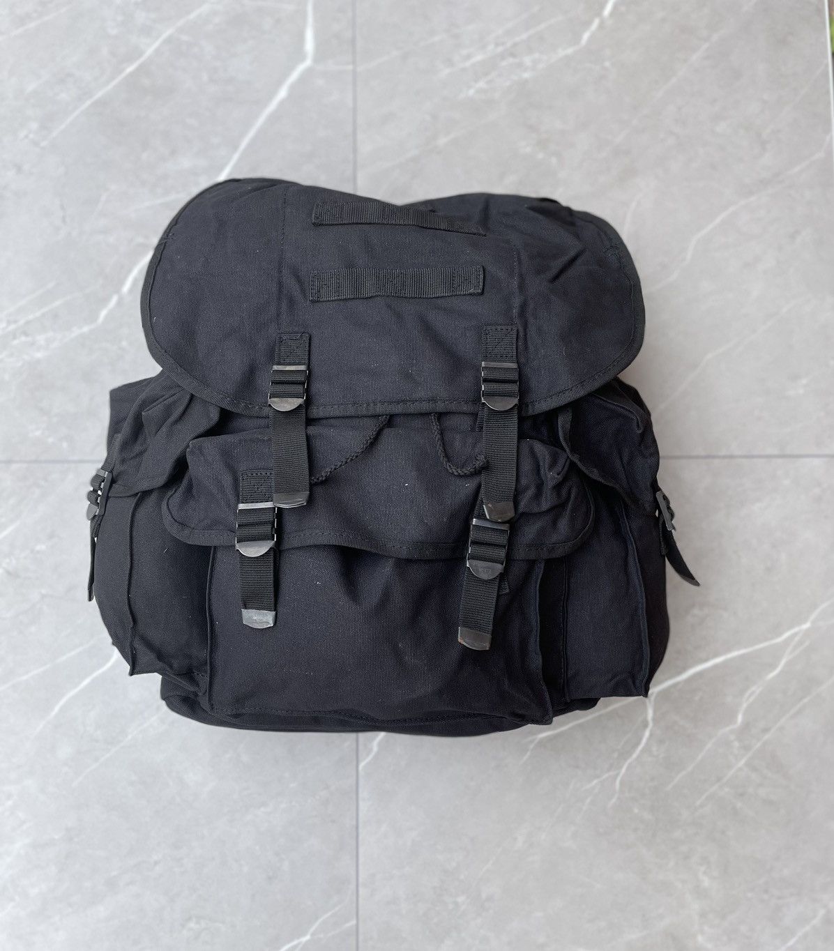 Vintage Vintage Military Mulitpocket Tactical Backpack Size ONE SIZE - 2 Thumbnail