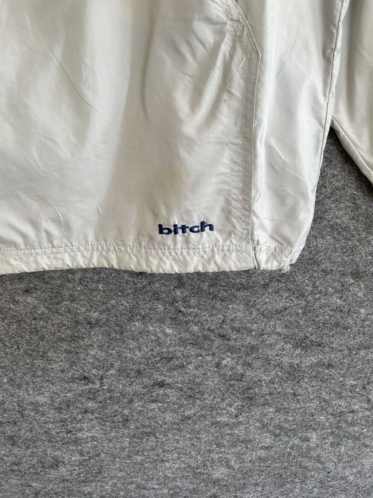 Vintage VINTAGE BITCH SKATEBOARDS ANORAK JACKET Size US L / EU 52-54 / 3 - 6 Thumbnail