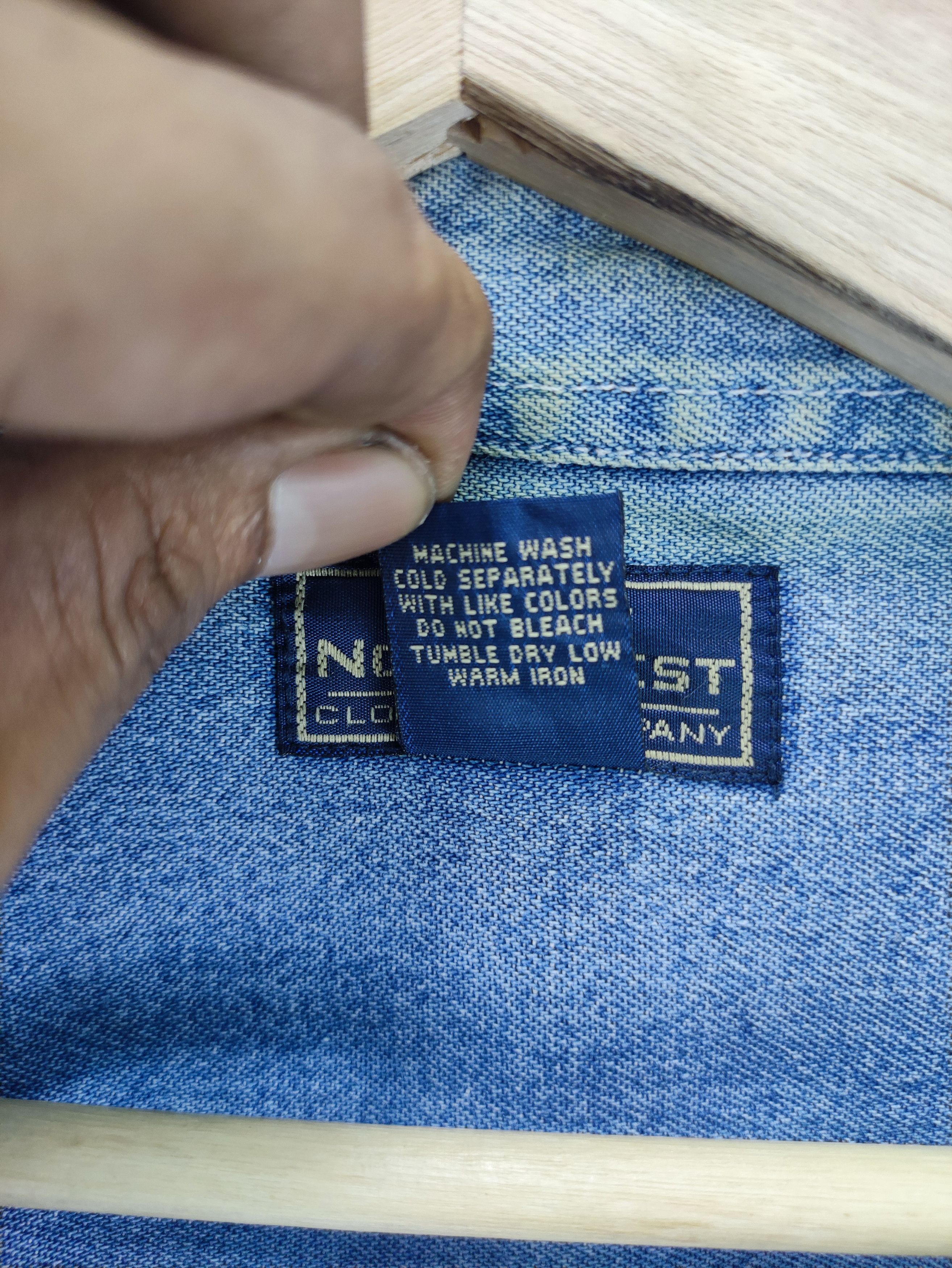 Great Northwest Vintage Great Northwest Denim Short Shirt Button Up Size US XXL / EU 58 / 5 - 3 Thumbnail
