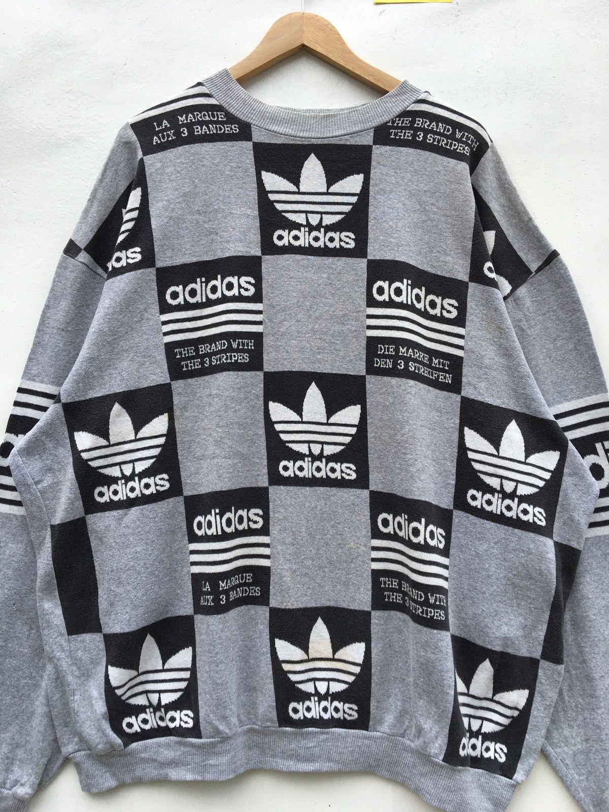 Adidas Rare Adidas Big Logo Spellout Streetwear Sweatshirt Size US XL / EU 56 / 4 - 4 Thumbnail