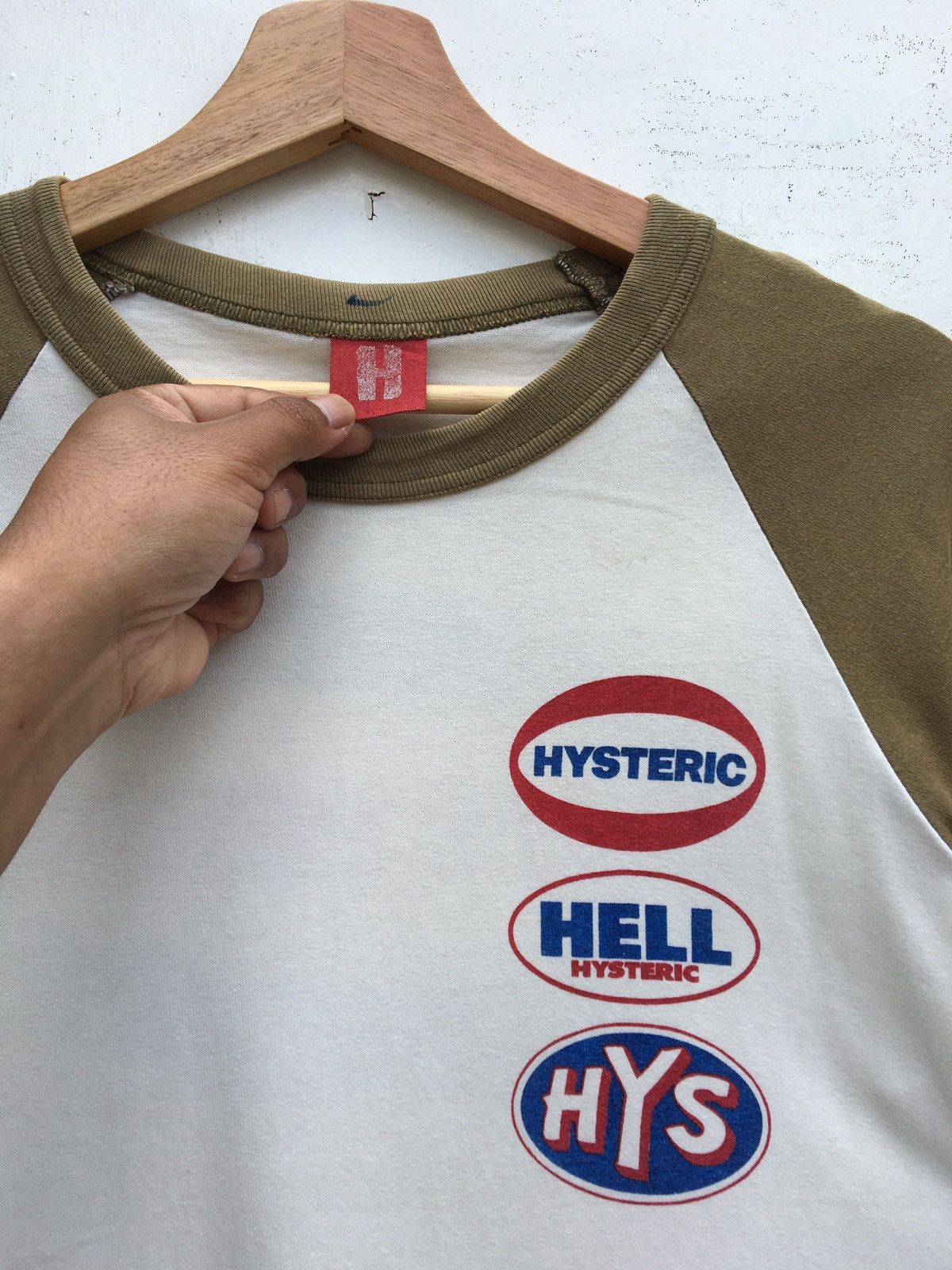 Hysteric Glamour Rare Vintage Hysteric Glamour Hysteric Hell Tee Size US S / EU 44-46 / 1 - 12 Thumbnail