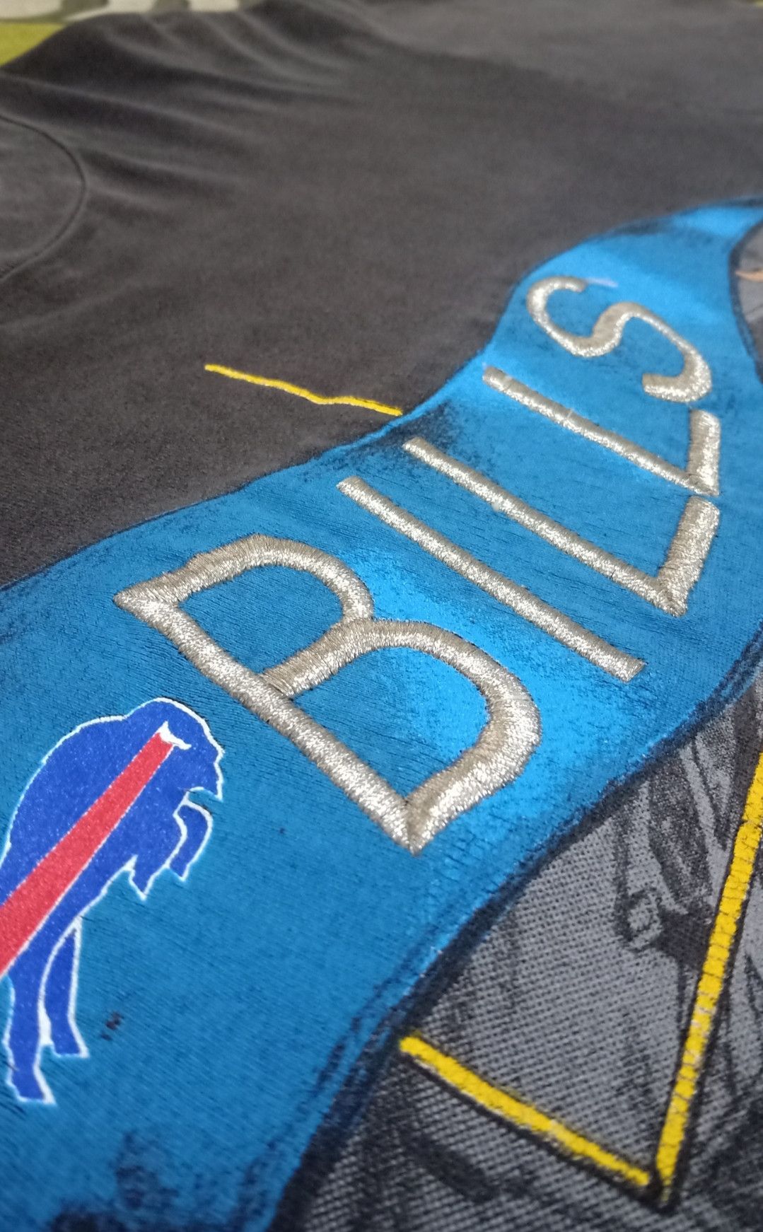 NFL × Nutmeg × Vintage Vintage 90s NFL Buffalo Bills T-shirt Size US L / EU 52-54 / 3 - 8 Thumbnail