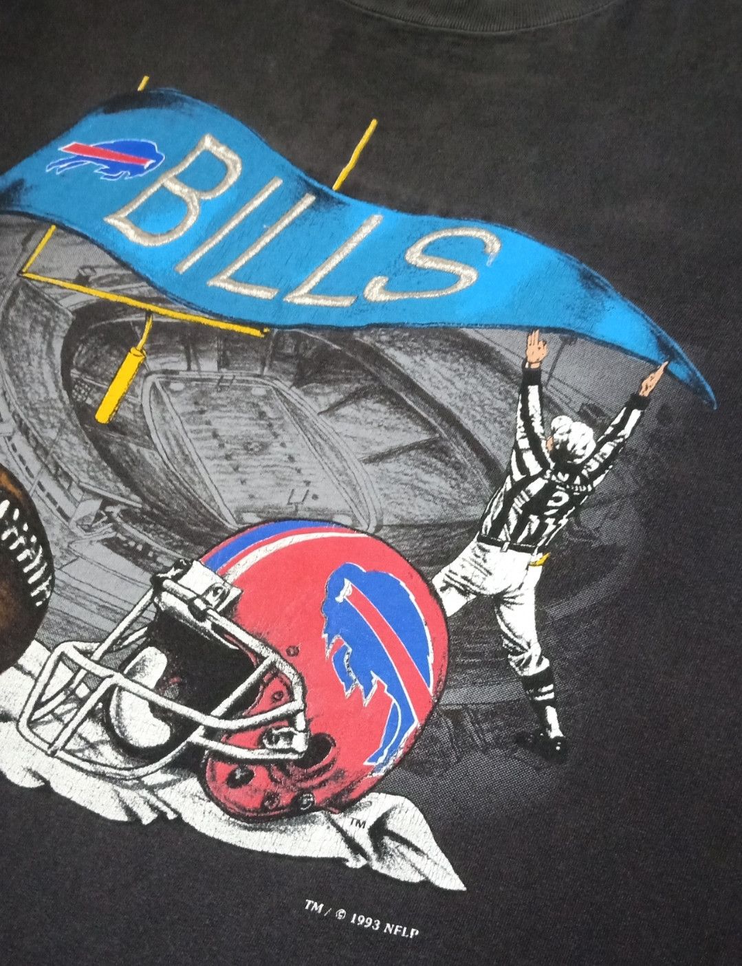 NFL × Nutmeg × Vintage Vintage 90s NFL Buffalo Bills T-shirt Size US L / EU 52-54 / 3 - 6 Thumbnail