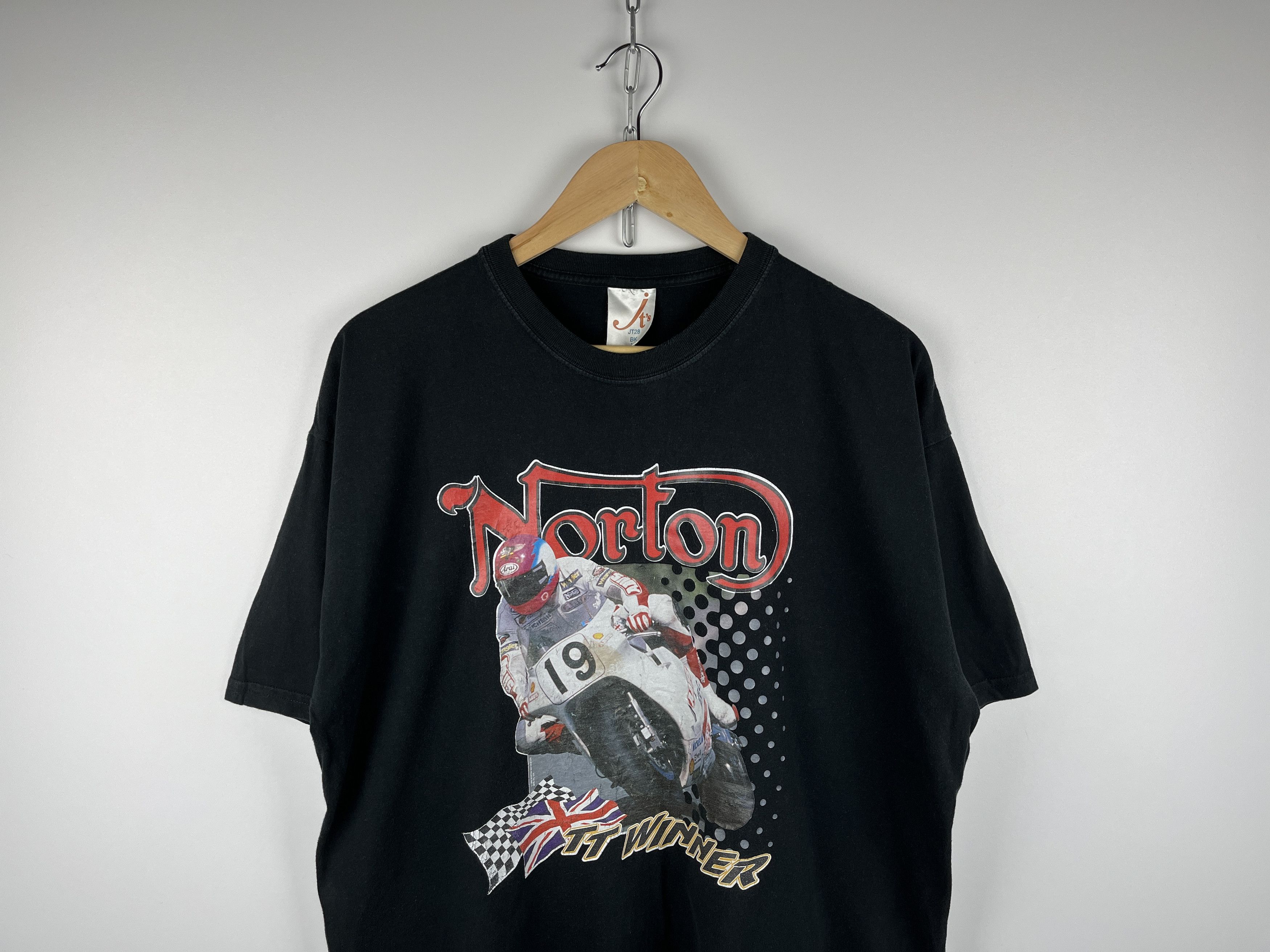 Norton Norton Motorcycle TT Winner Vintage T-shirt Y2K Size US XL / EU 56 / 4 - 3 Thumbnail
