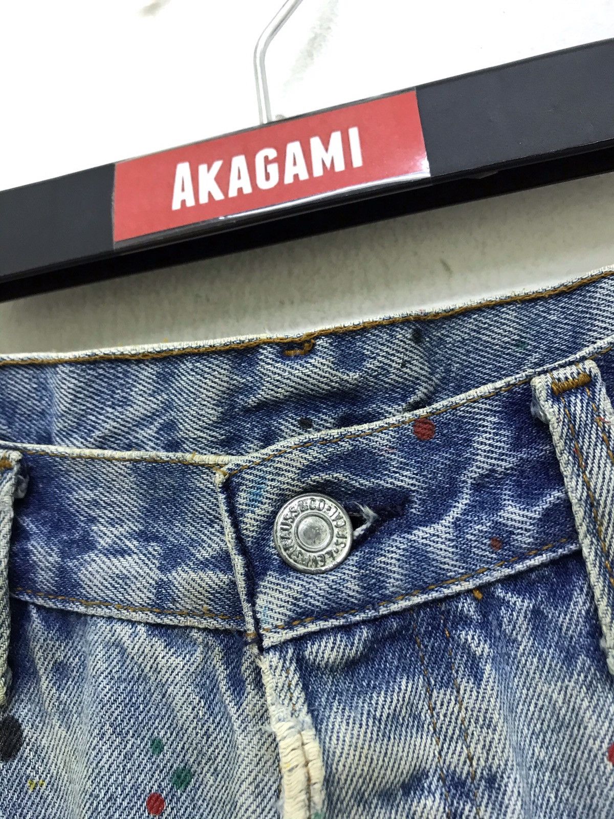 Levi's Vintage Clothing 💖 Vtg Levi’s 501 Remake Paint Splashed Distressed Regular Size US 32 / EU 48 - 8 Thumbnail