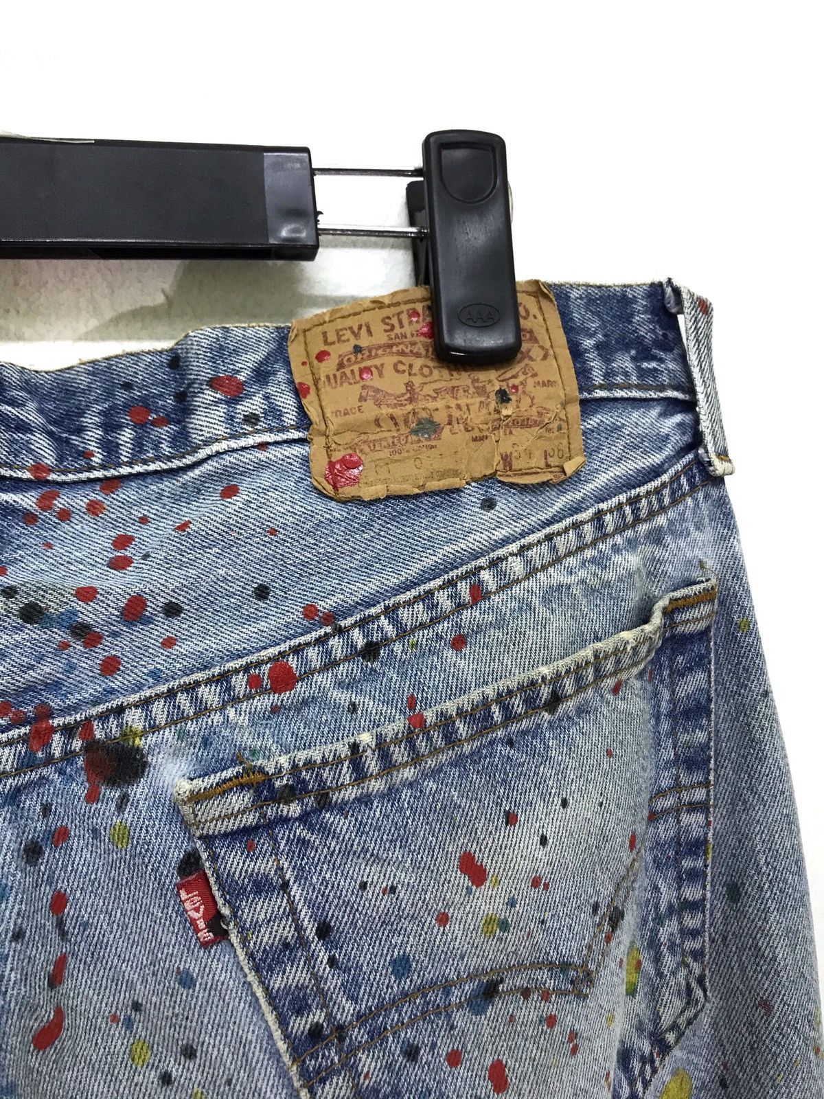 Levi's Vintage Clothing 💖 Vtg Levi’s 501 Remake Paint Splashed Distressed Regular Size US 32 / EU 48 - 11 Thumbnail