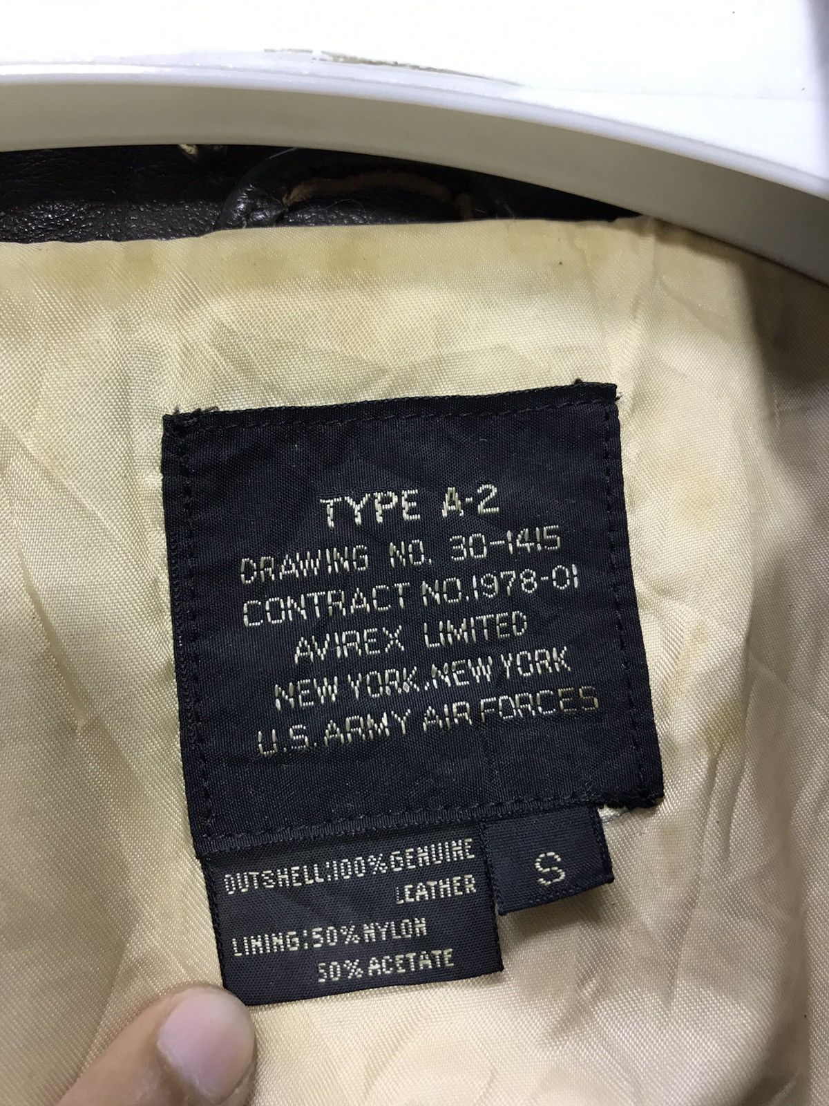 Avirex 🛩 Vtg 90s/80s Avirex Type A-2 Leather Jacket US Army 25🟩 Size US M / EU 48-50 / 2 - 15 Thumbnail